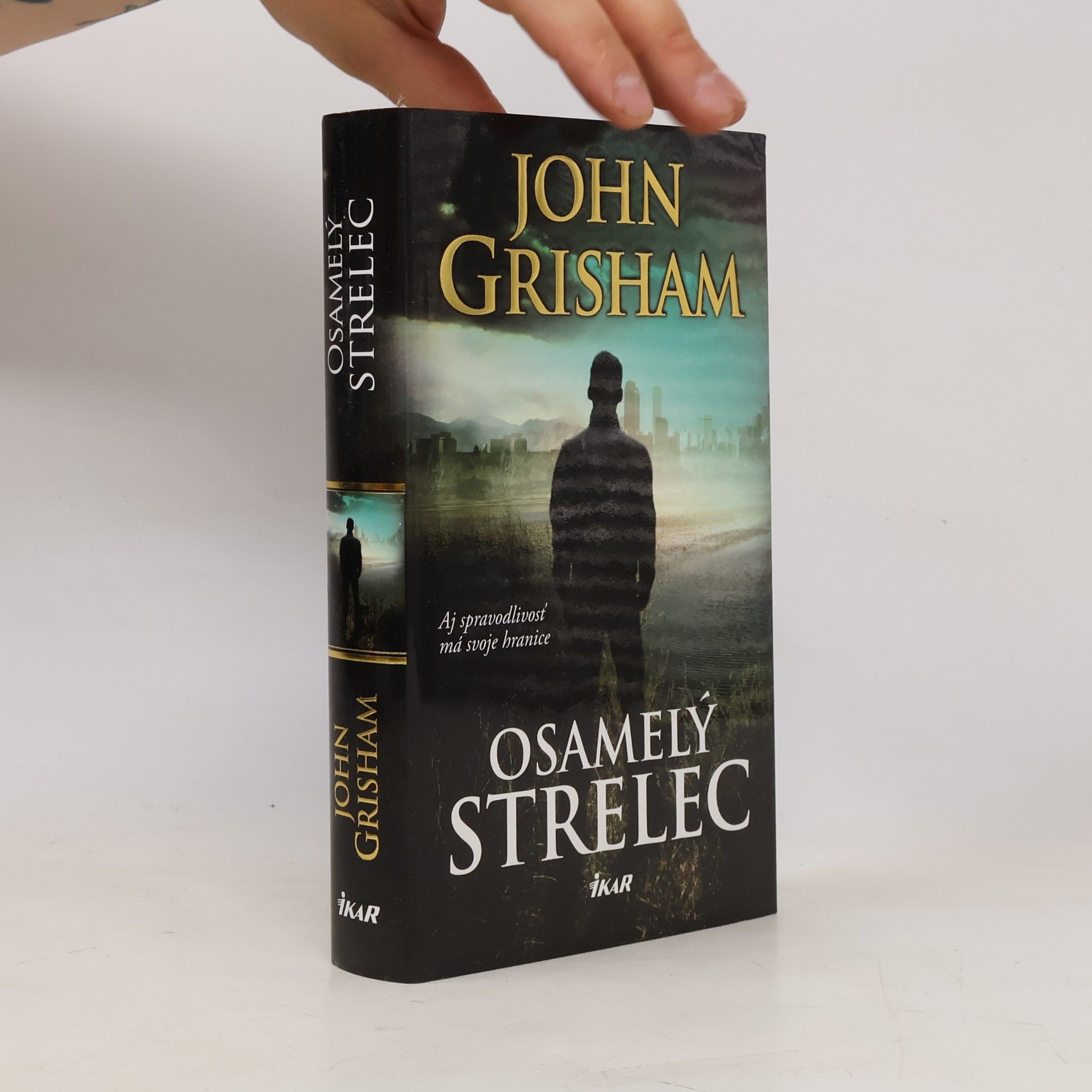 John Grisham Osamelý strelec