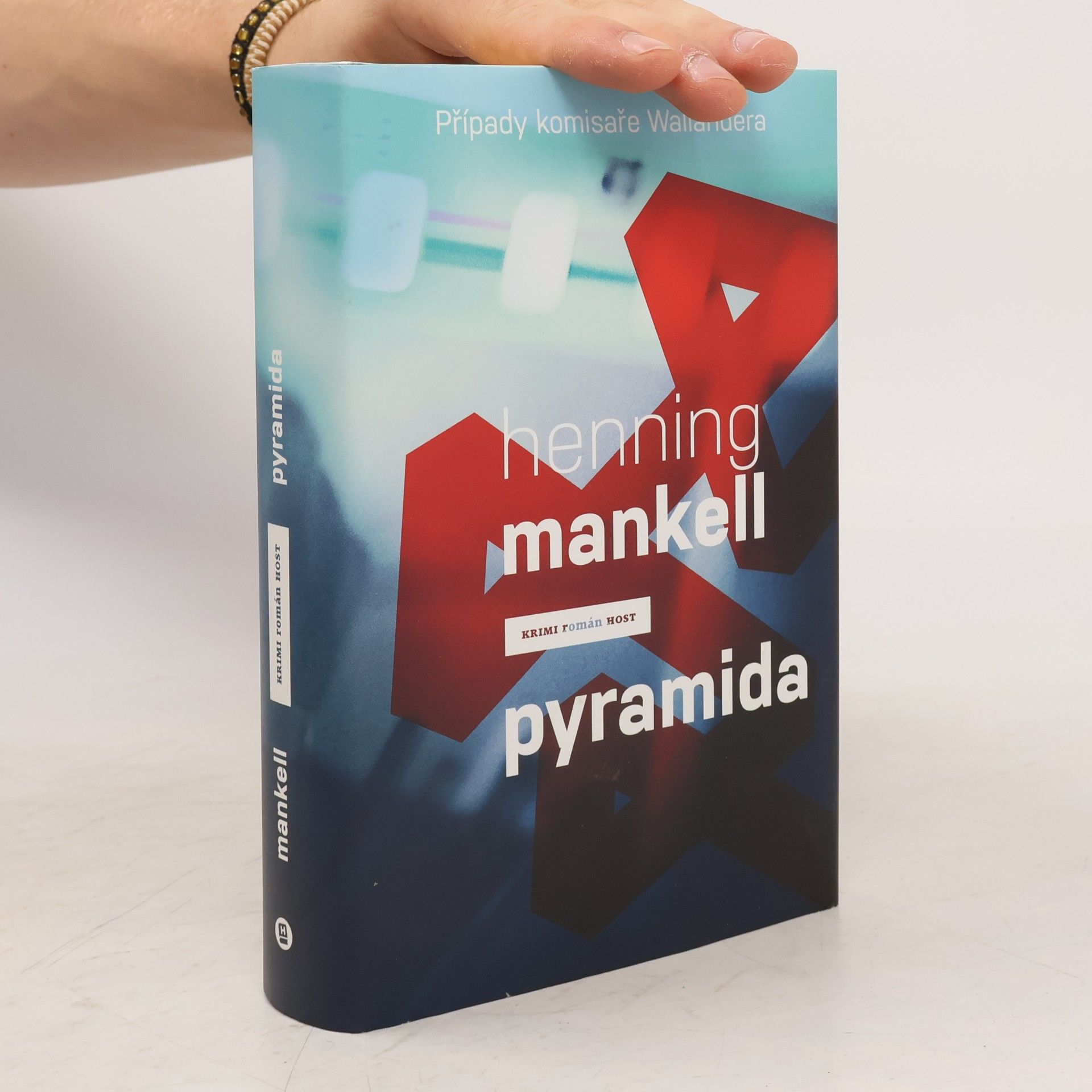 Henning Mankell Pyramida