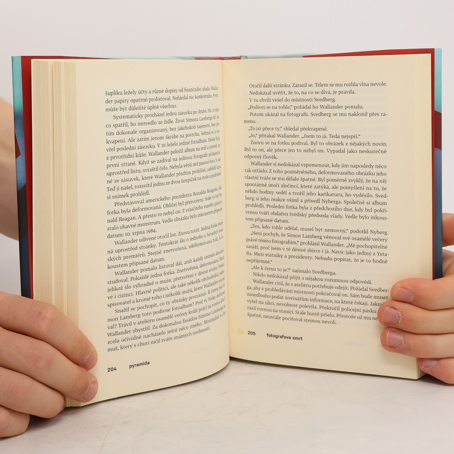 Henning Mankell Pyramida