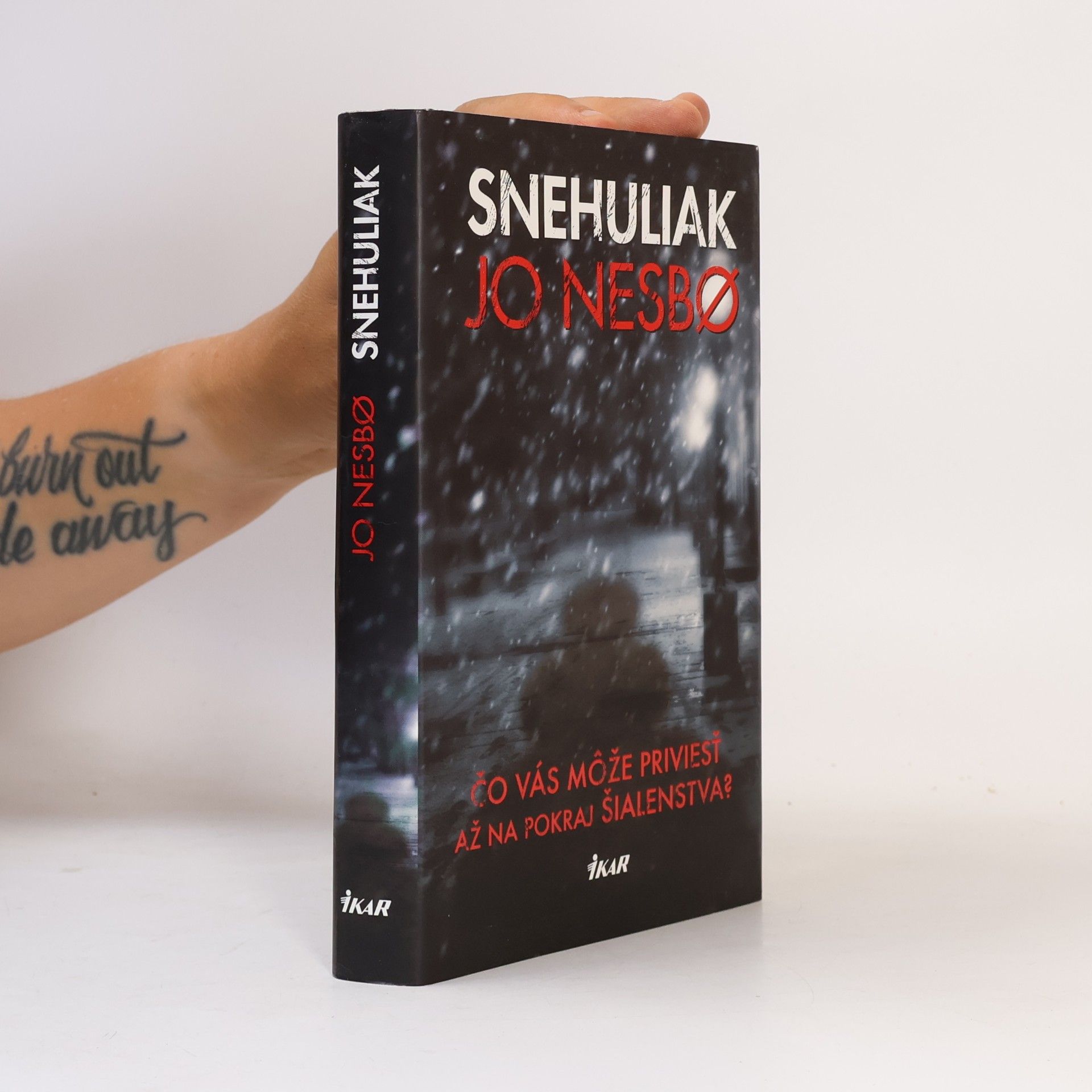 Jo Nesbø Snehuliak