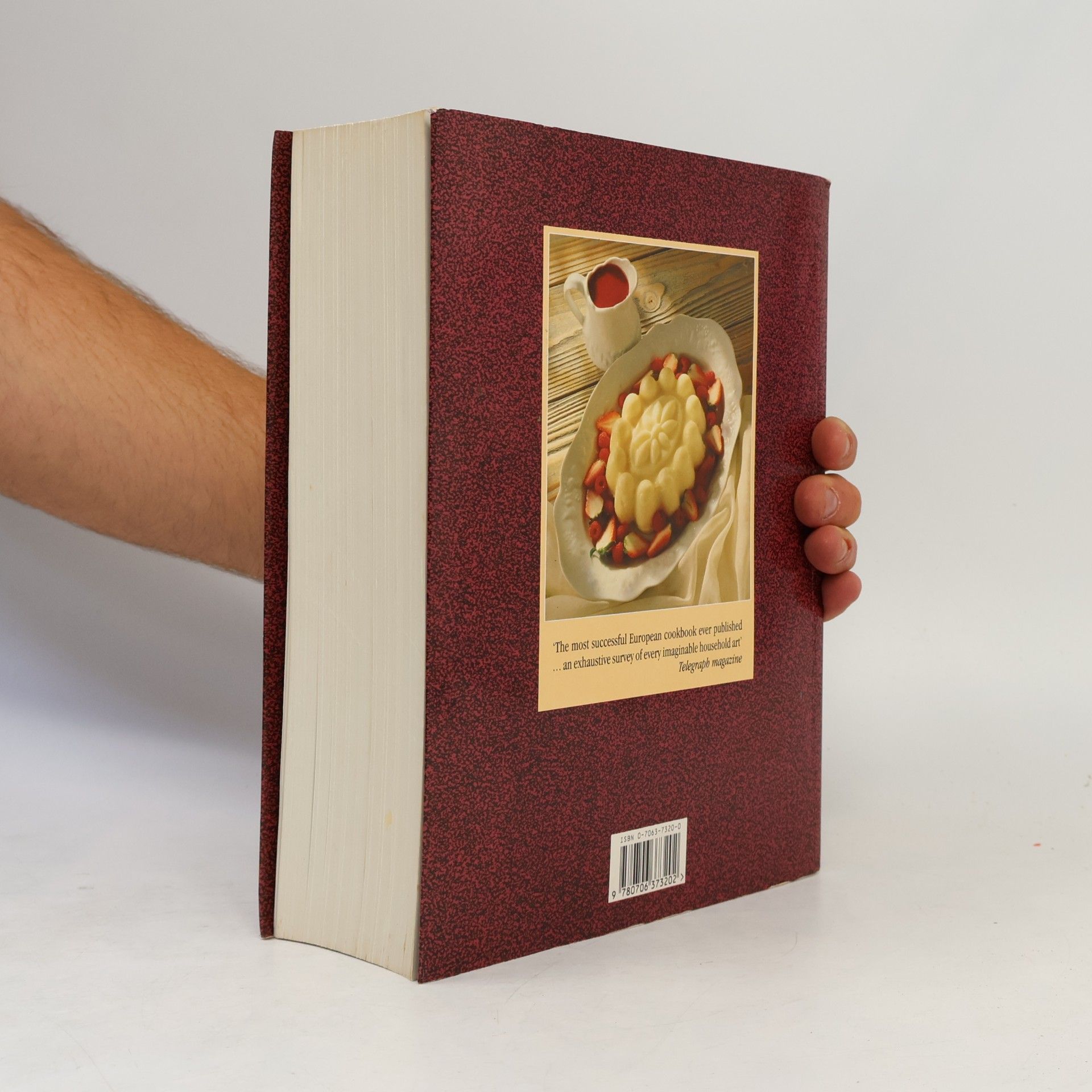 Isabella Beeton Mrs. Beeton's Book of Cookery and Household Management