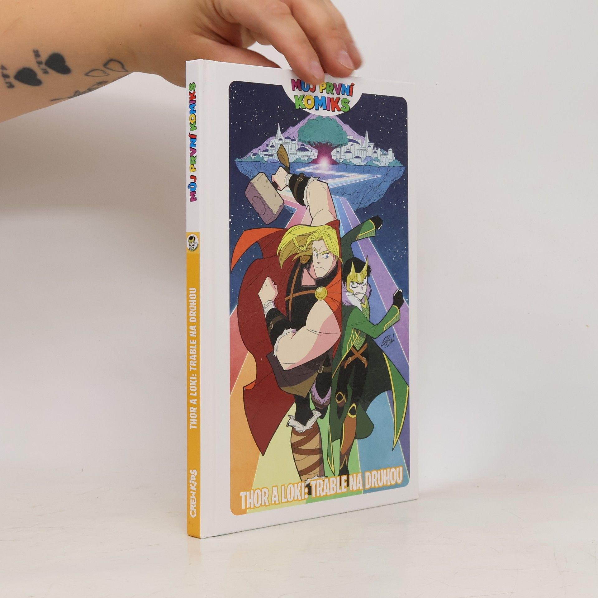 Mariko Tamaki Thor a Loki. Trable na druhou
