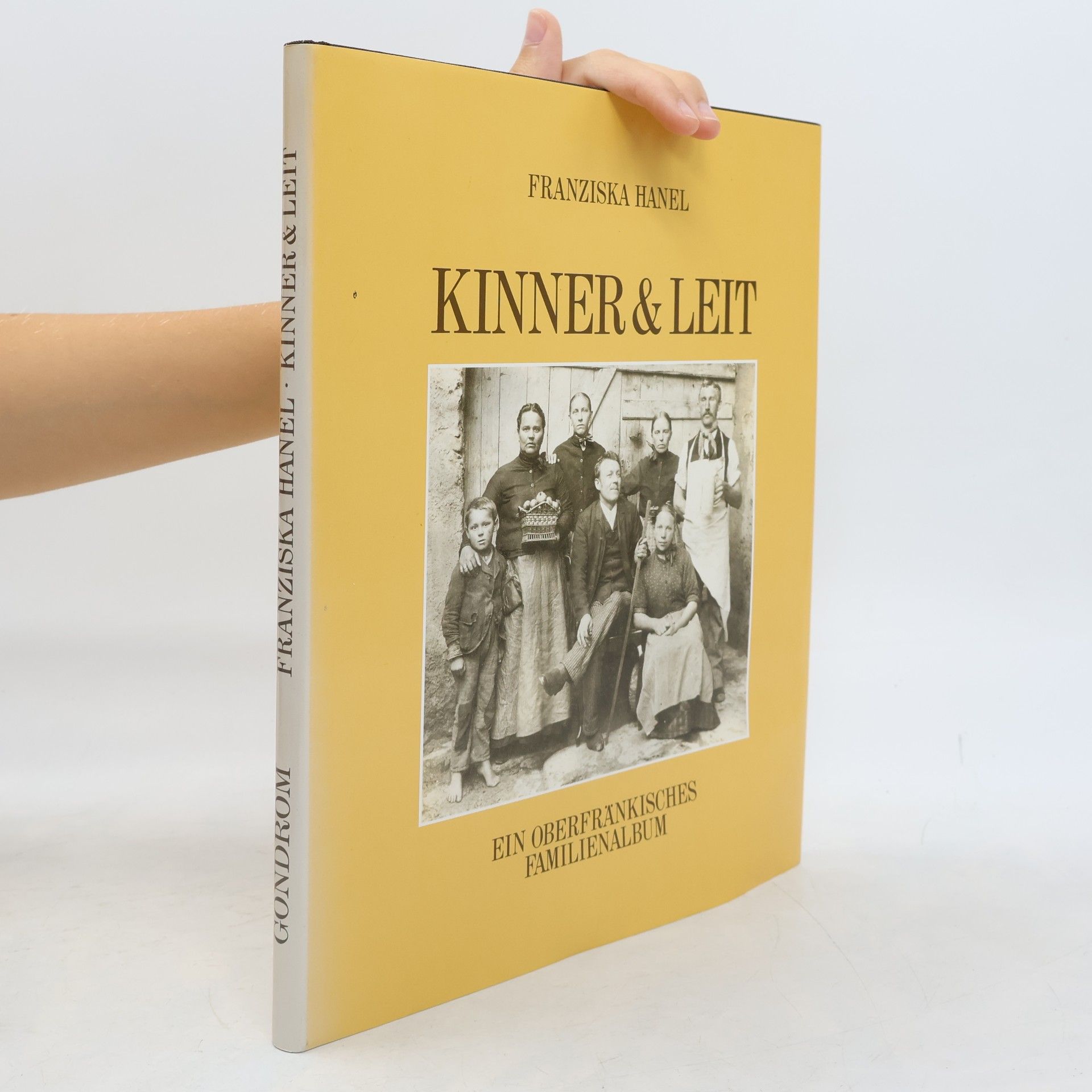 Franziska Hanel Kinner & Leit