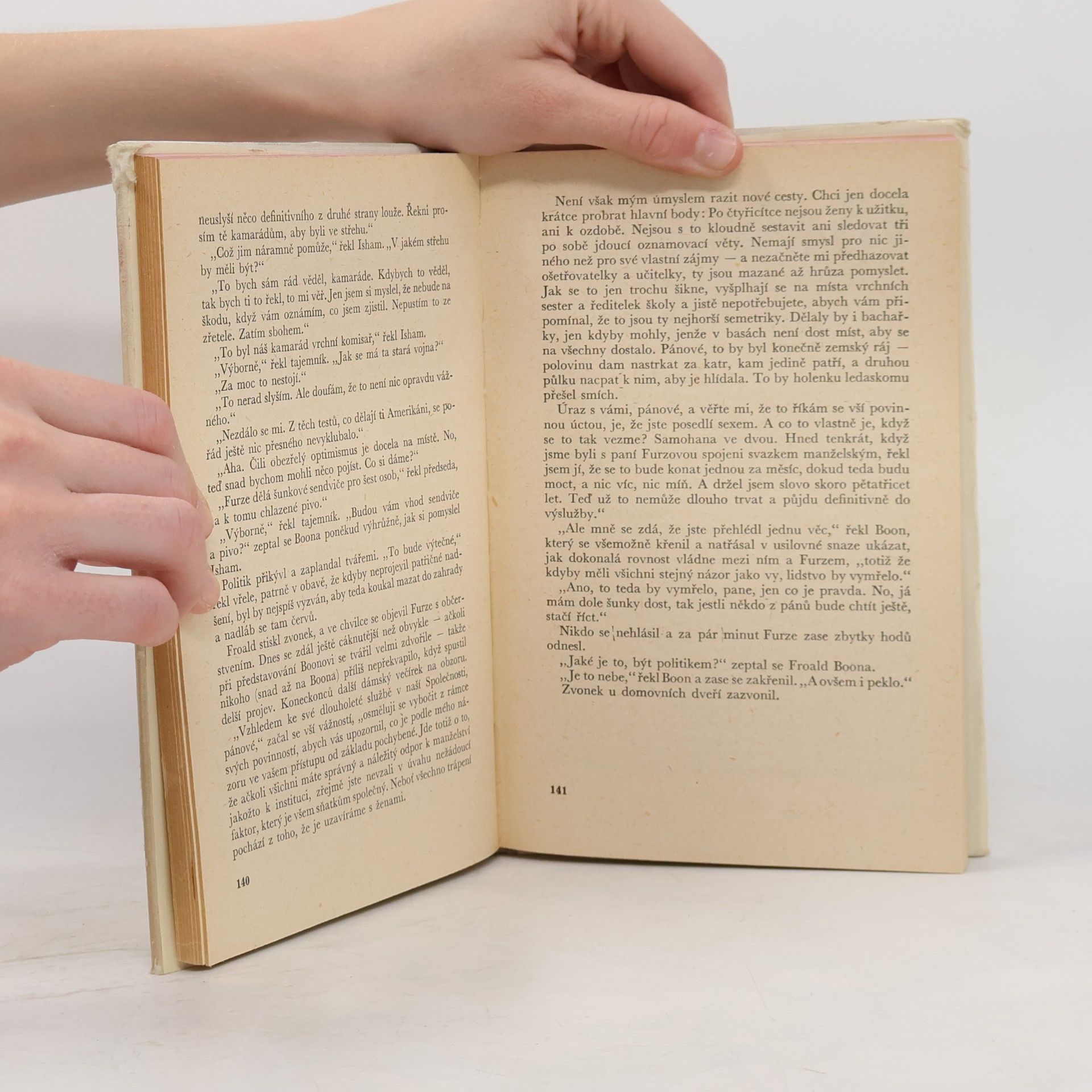 Kingsley Amis Egyptologové