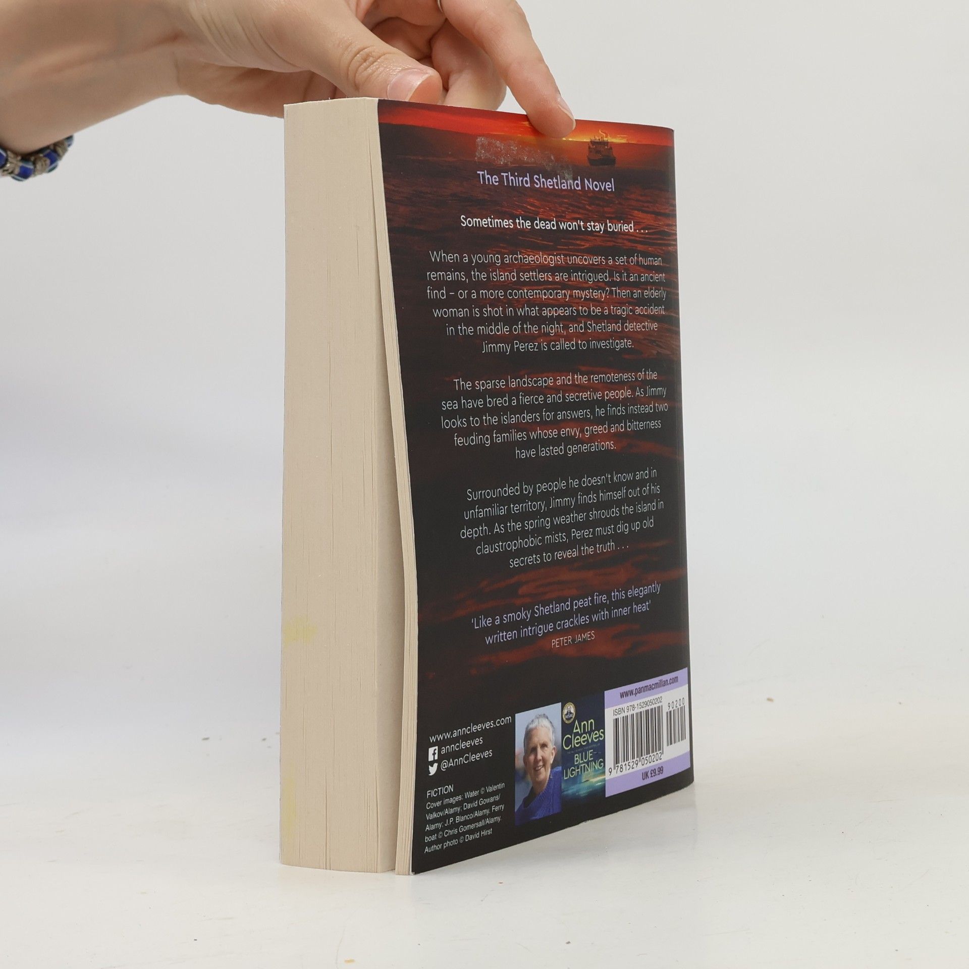 Ann Cleeves Red Bones