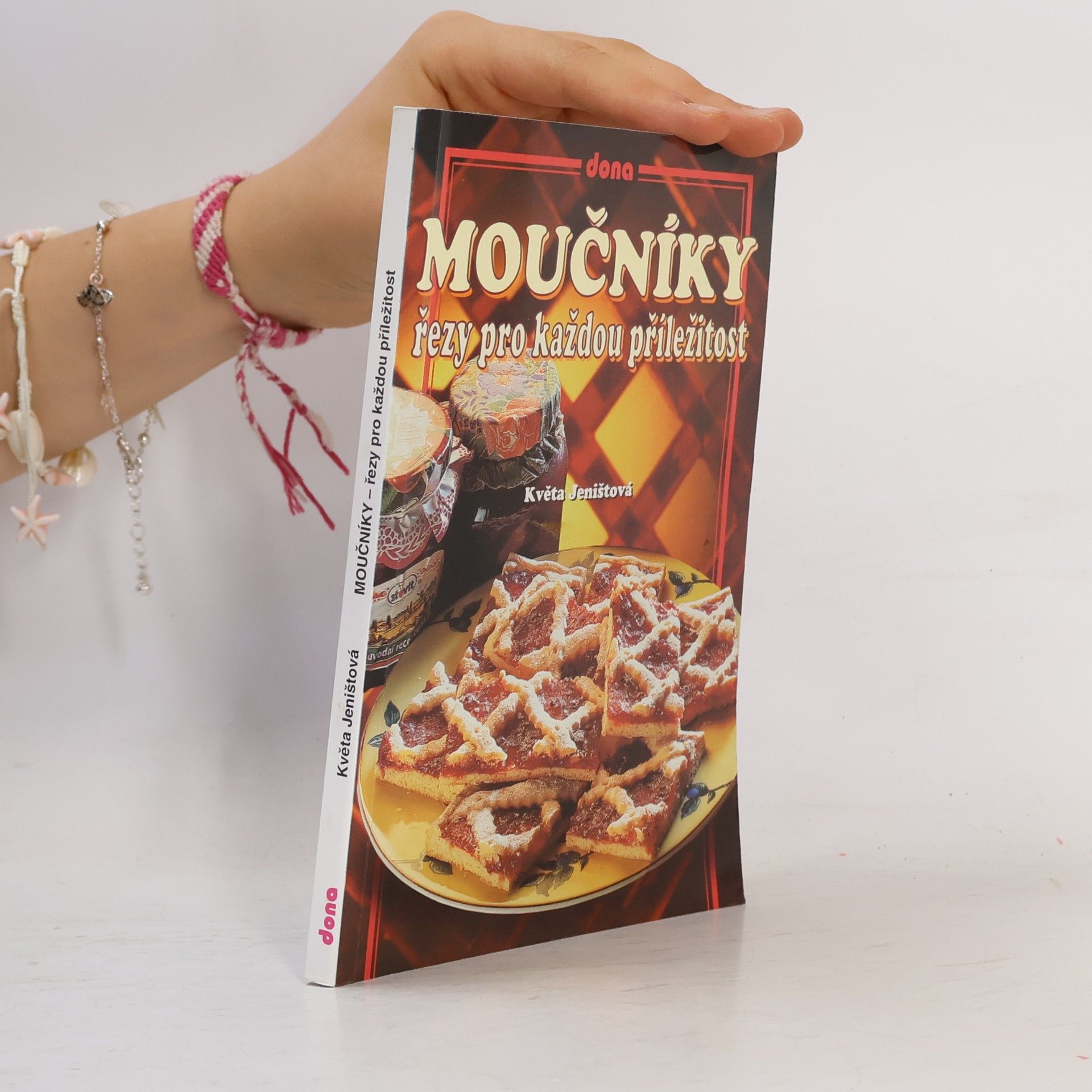 Jeništová Květa Moučníky - řezy pro každou příležitost