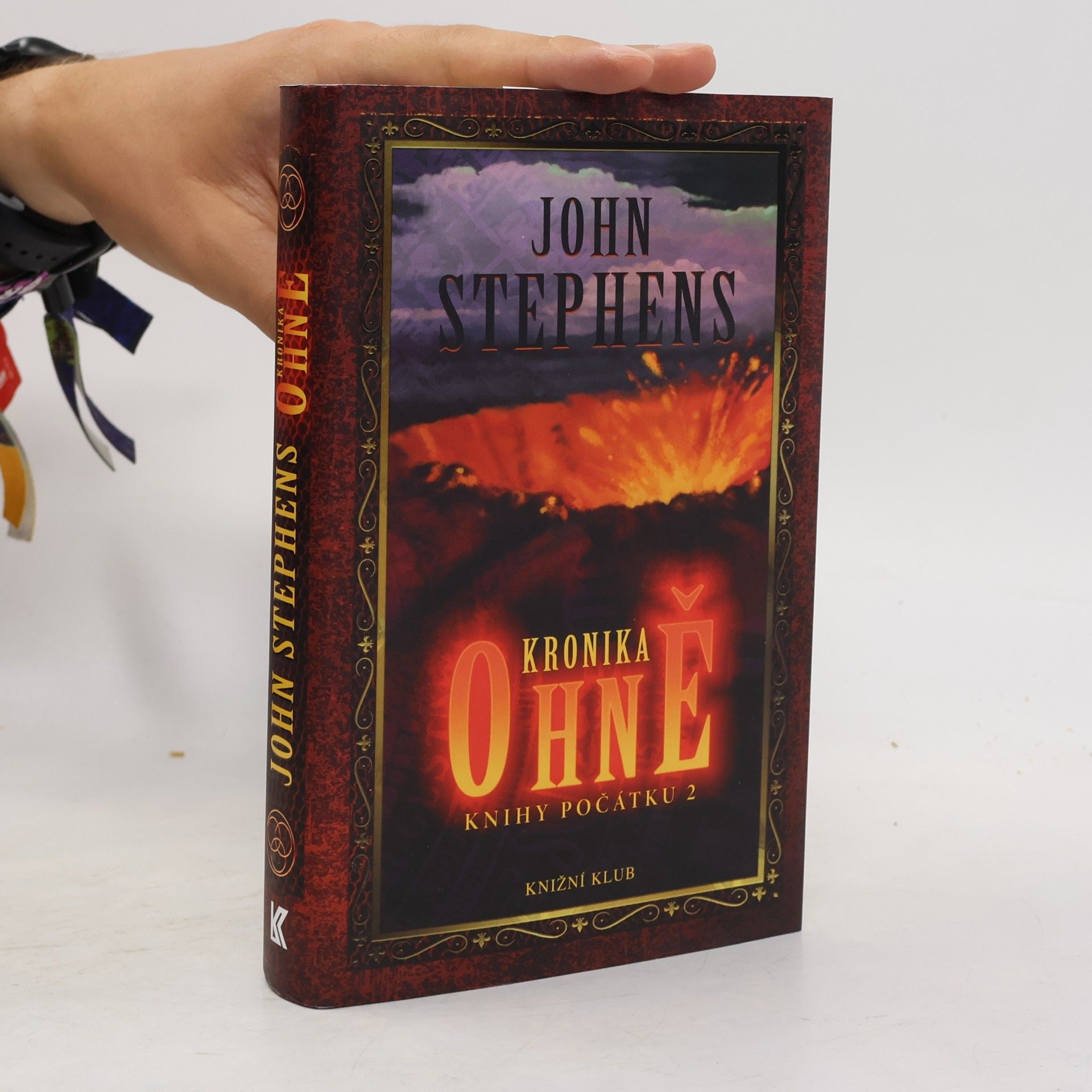 John Stephens Kronika ohně