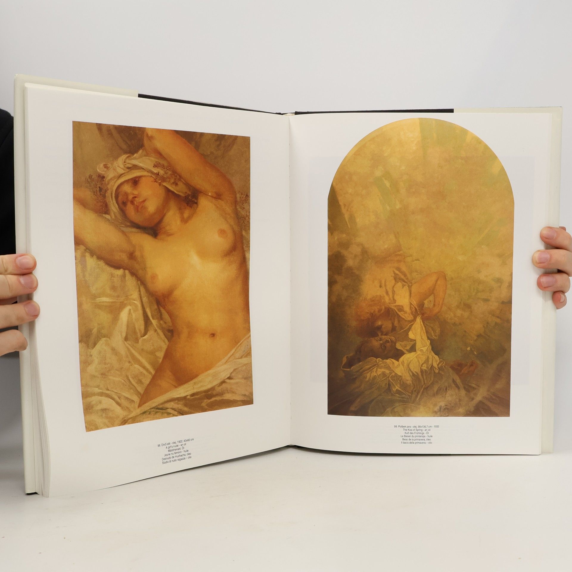 Collectif d'auteurs Mucha