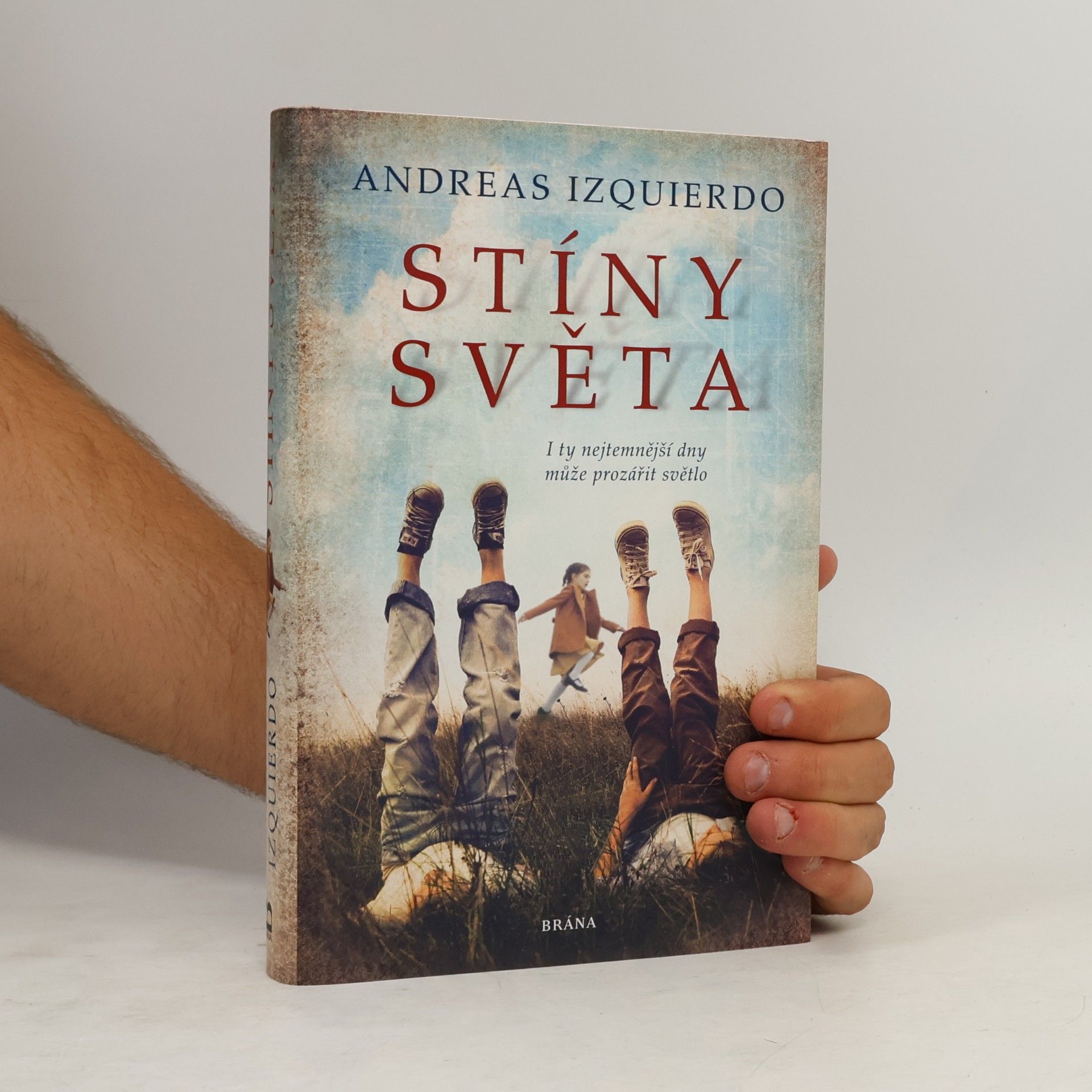 Andreas Izquierdo Stíny světa