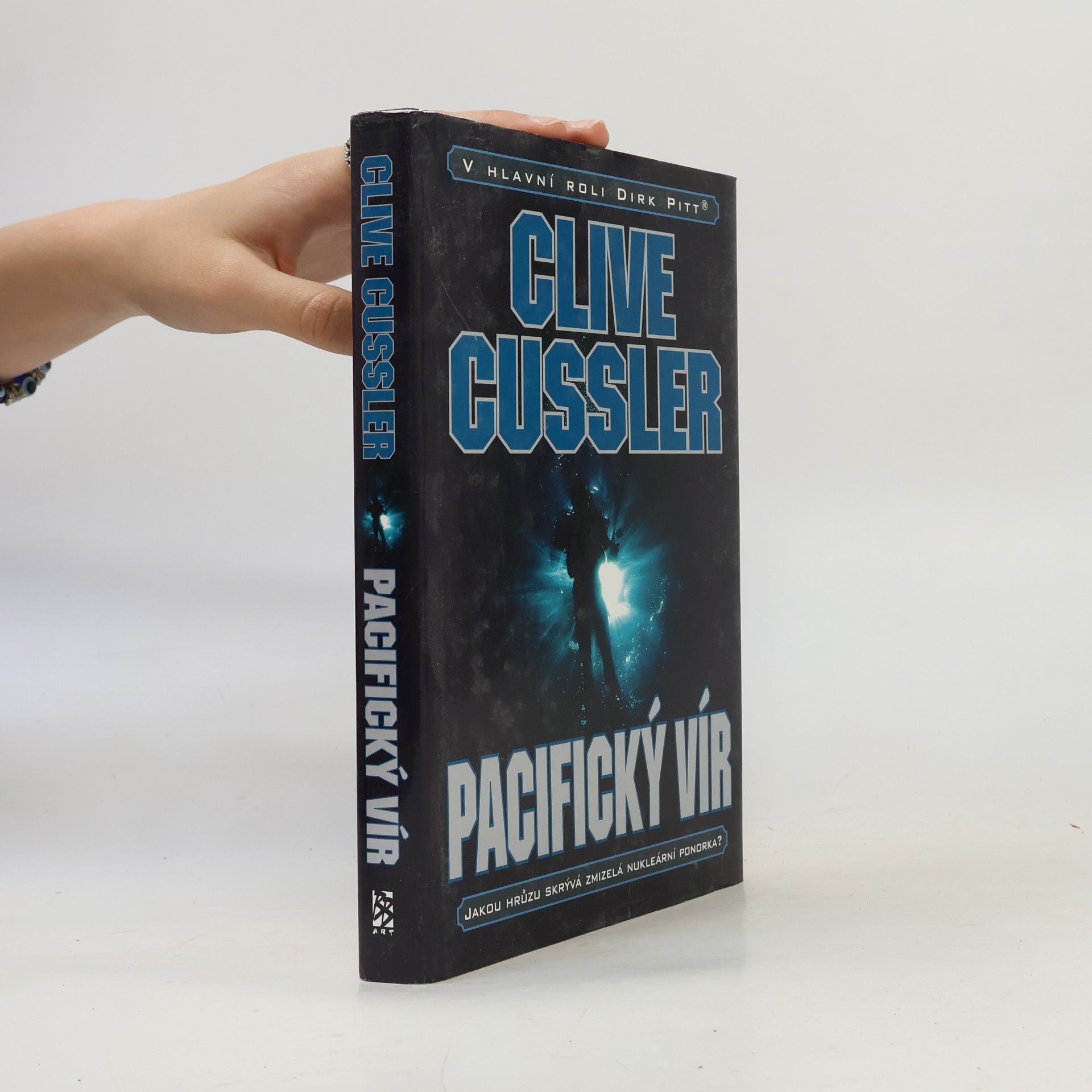 Clive Cussler Pacifický vír