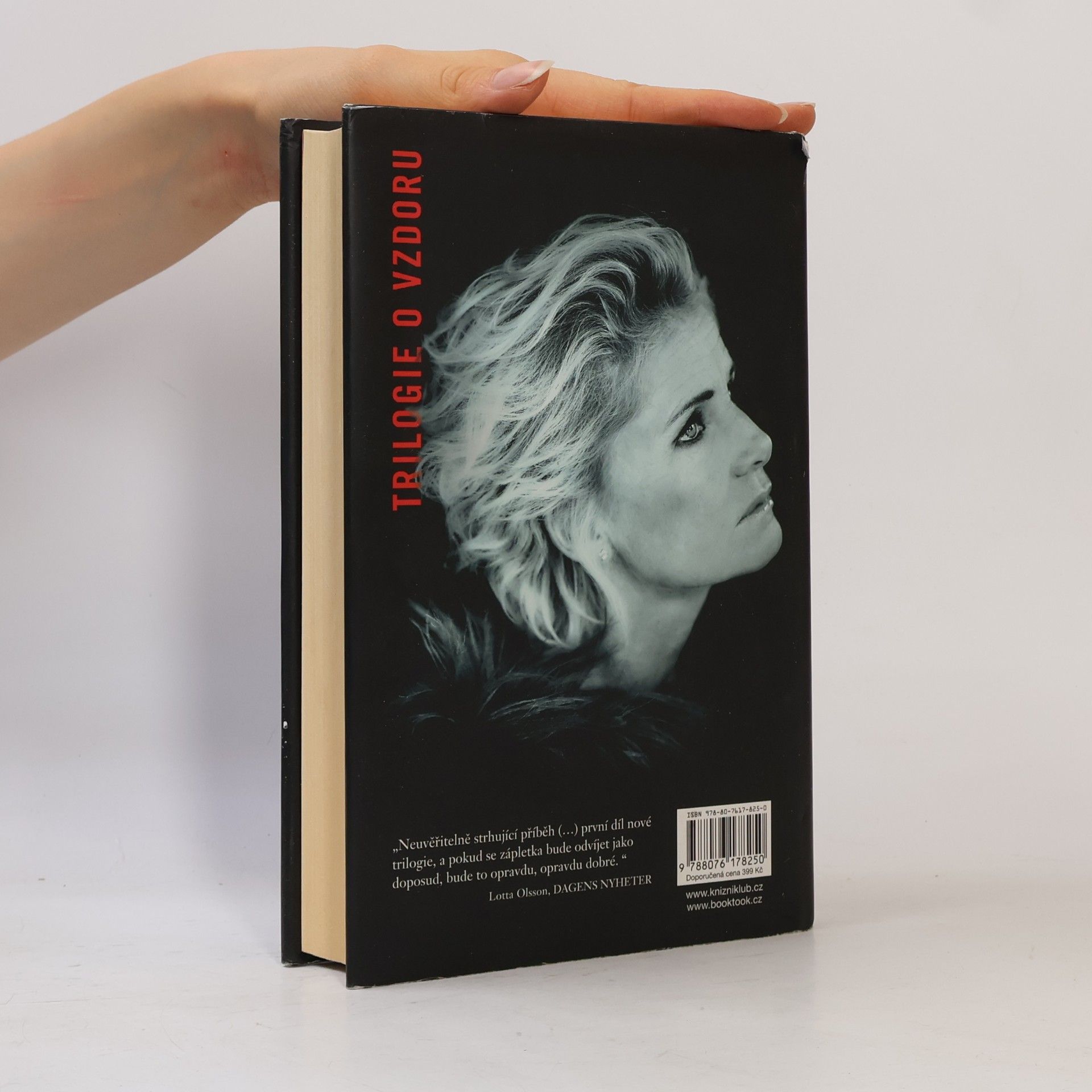 Louise Boije af Gennäs Krvavý květ