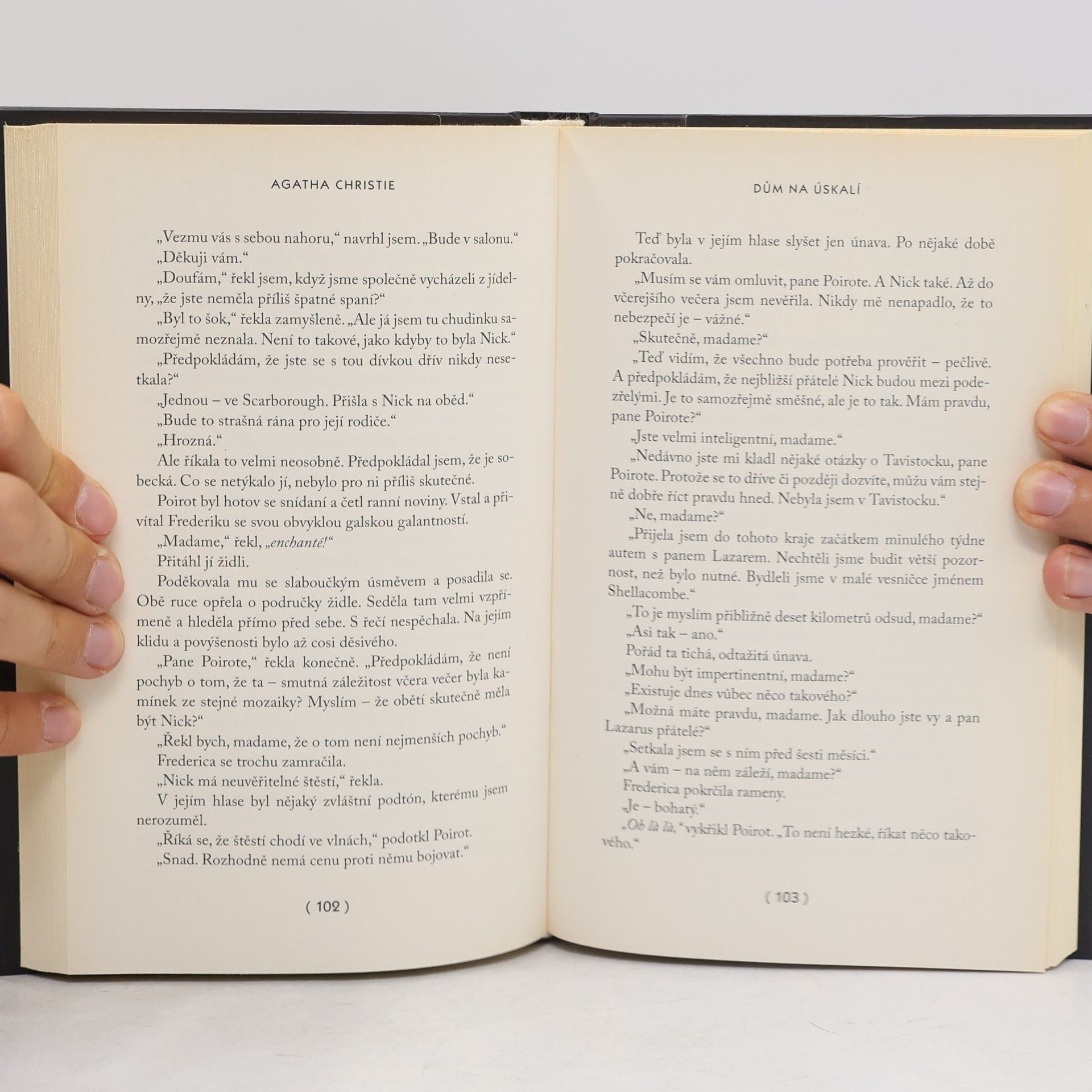 Agatha Christie Dům na úskalí