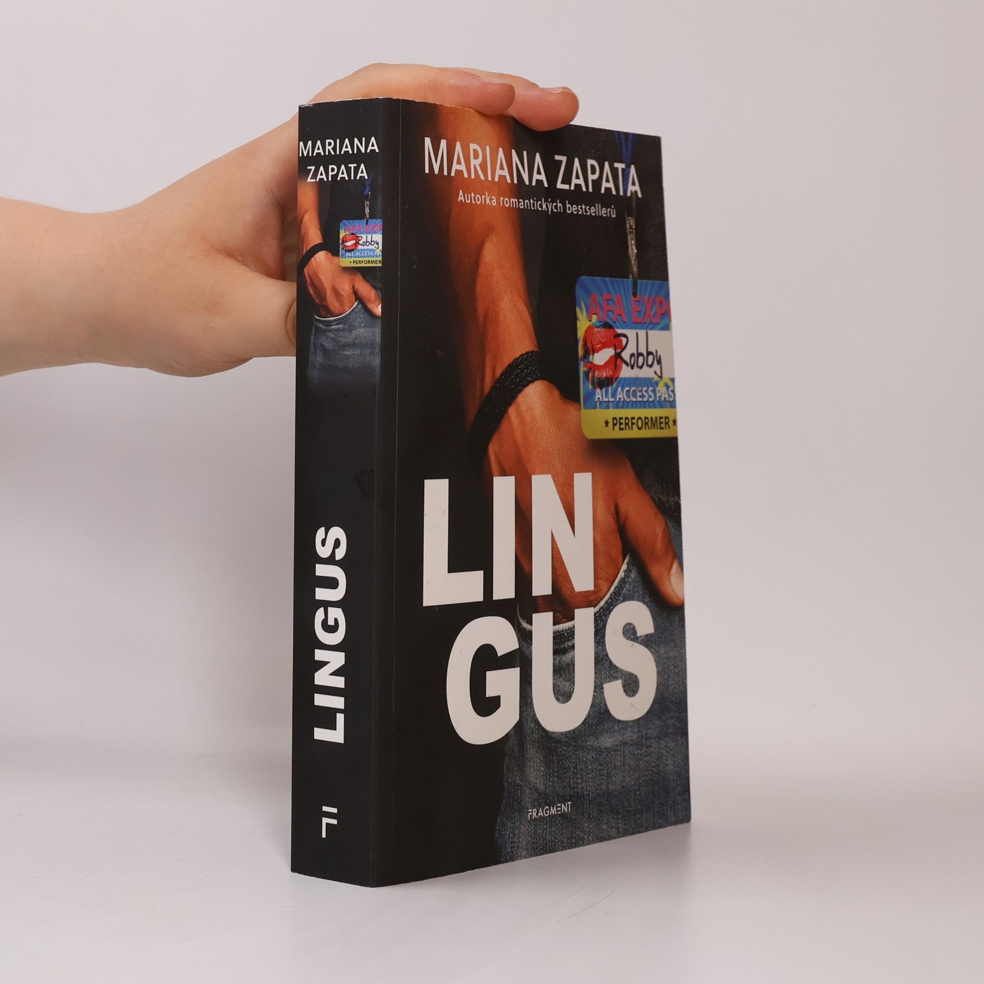 Mariana Zapata Lingus
