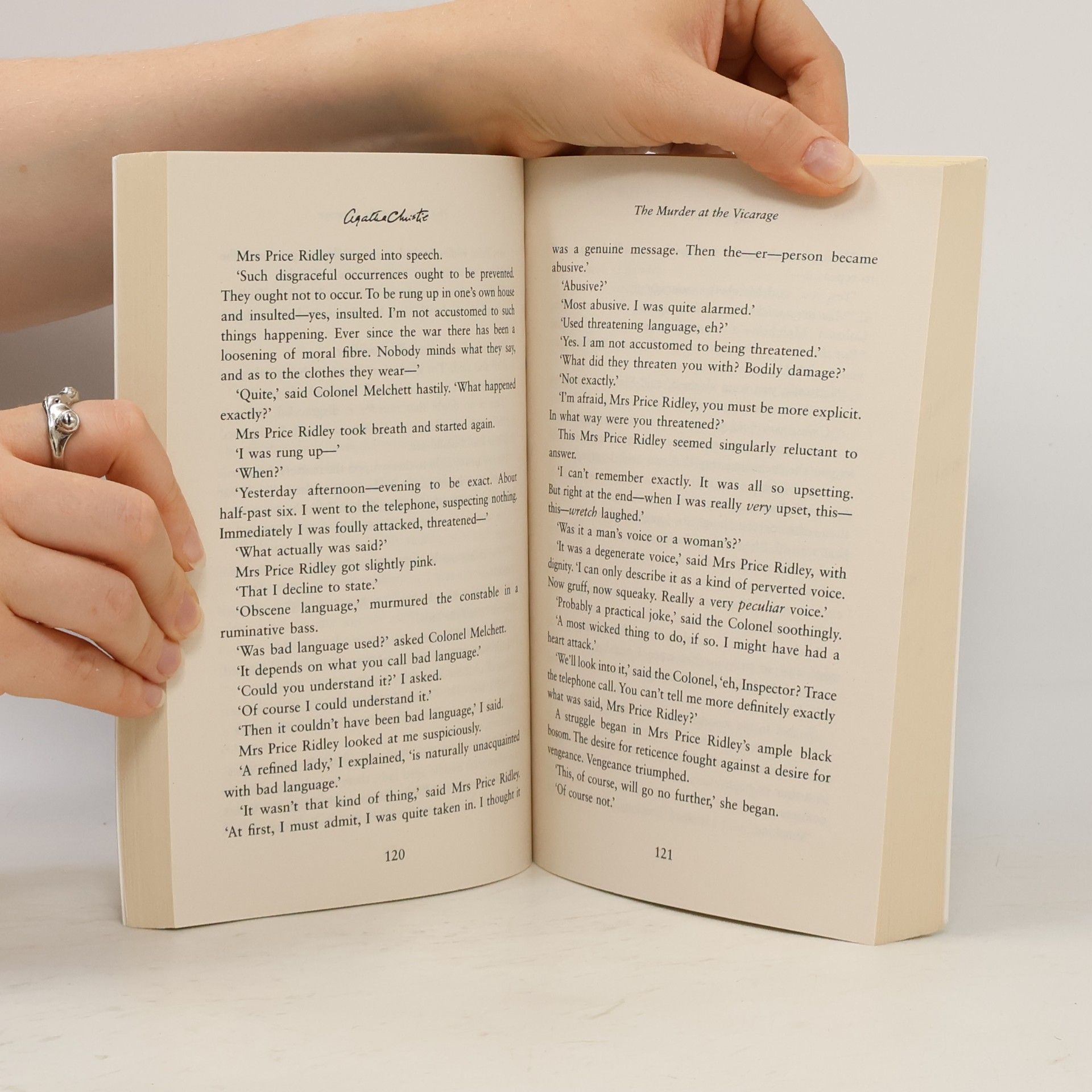 Agatha Christie The Murder at the Vicarage