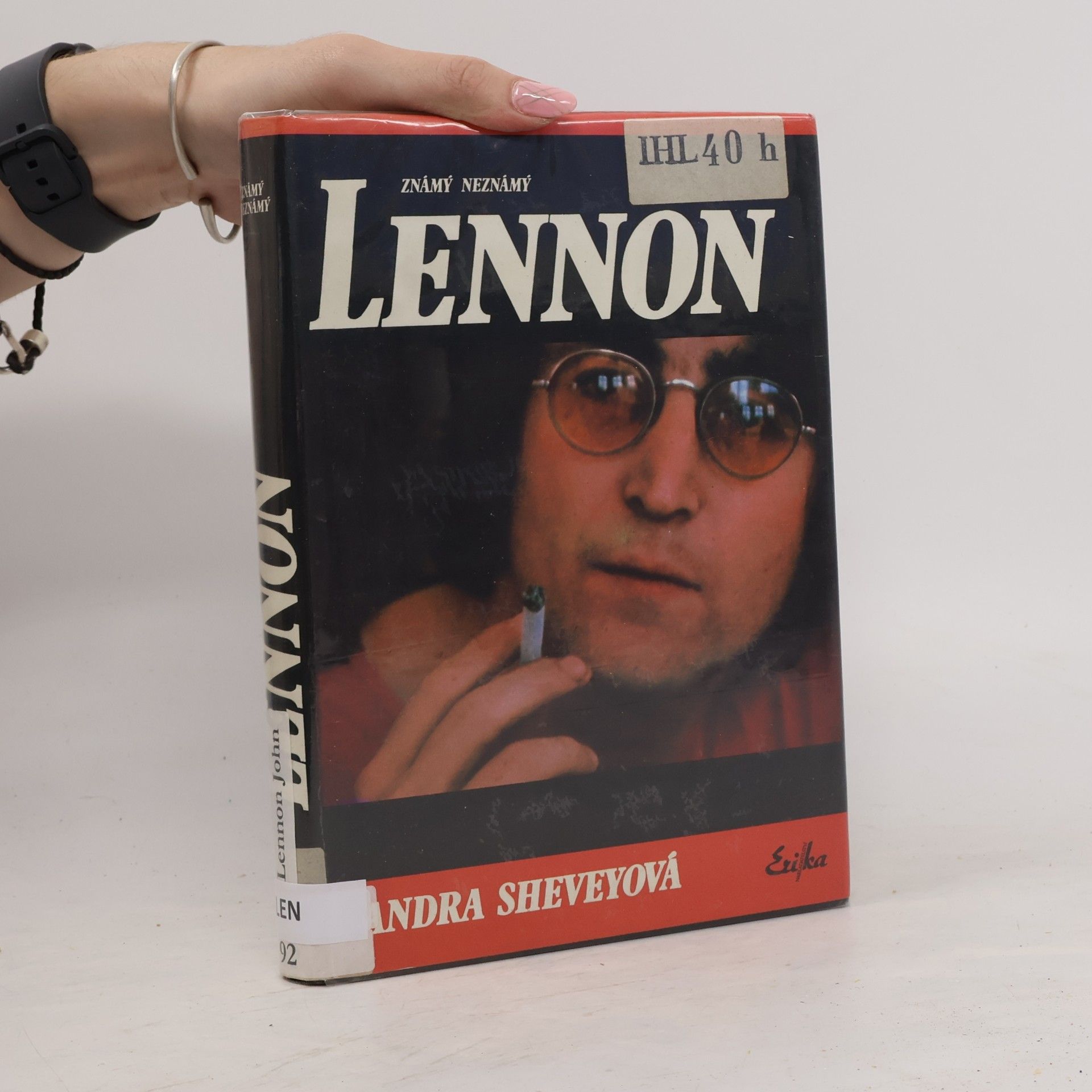 Sandra Shevey Lennon známý neznámý