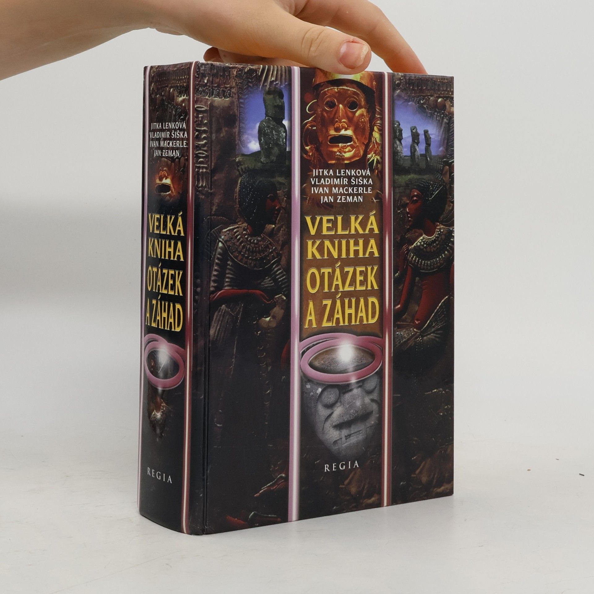 Velká kniha otázek a záhad