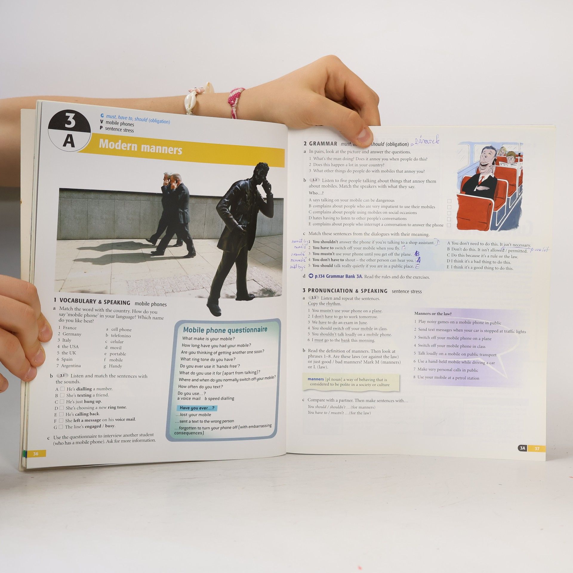 Clive Oxeden New English file. Student's book. Intermediate