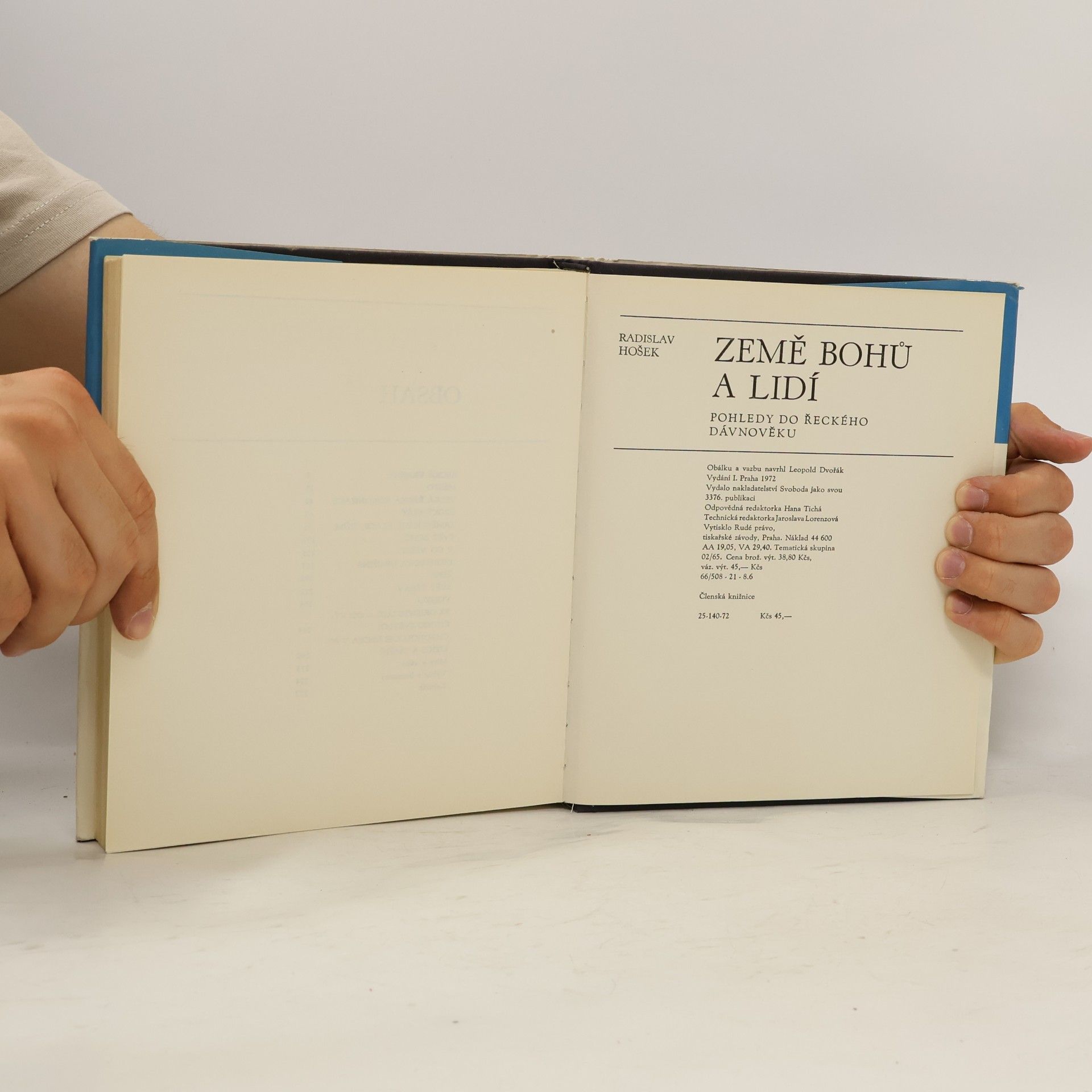 Radislav Hošek Země bohů a lidí