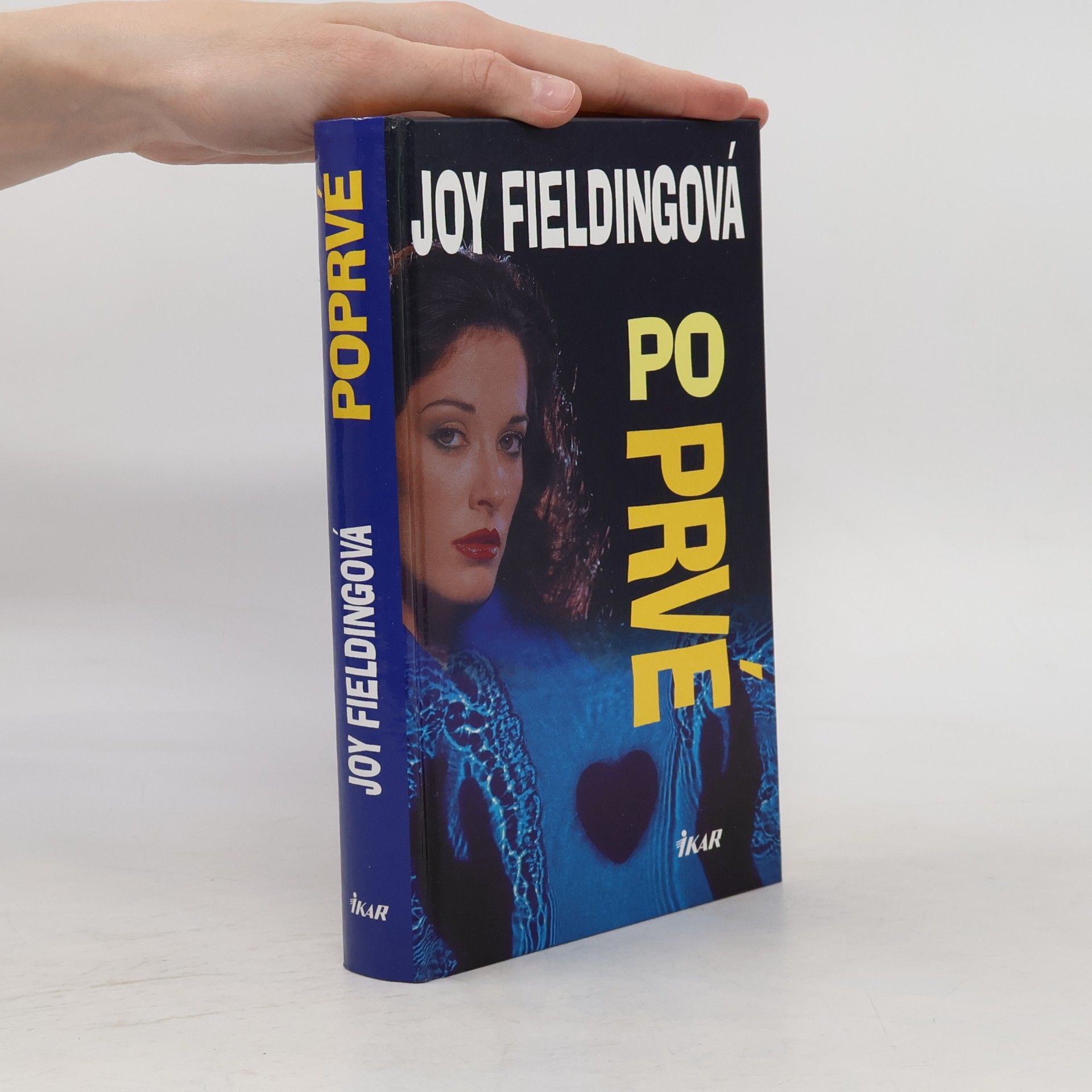 Joy Fielding Poprvé