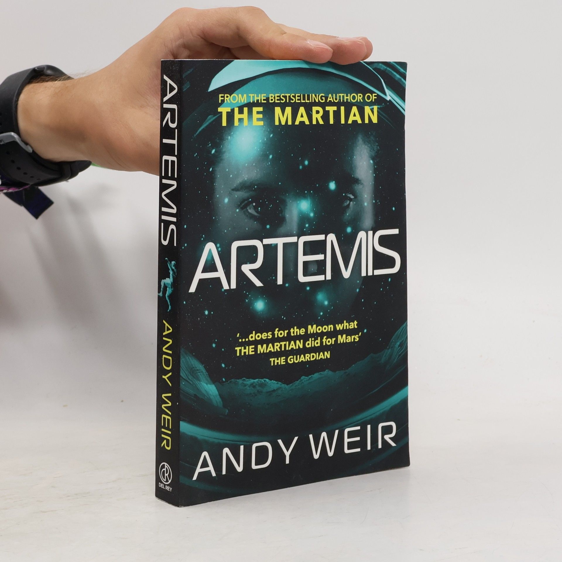 Andy Weir Artemis