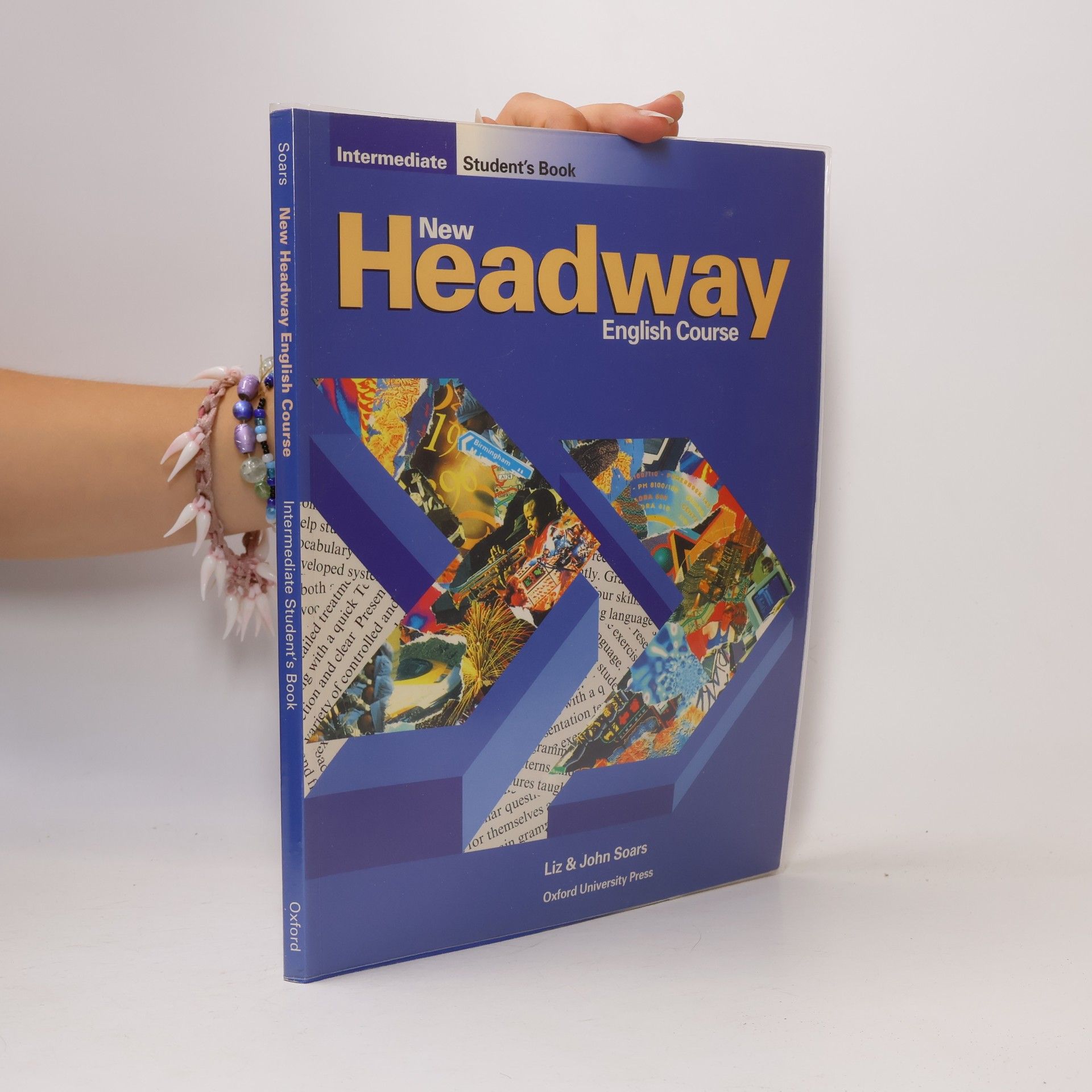 John Soars New Headway English Course. Student's Book (intermediate)