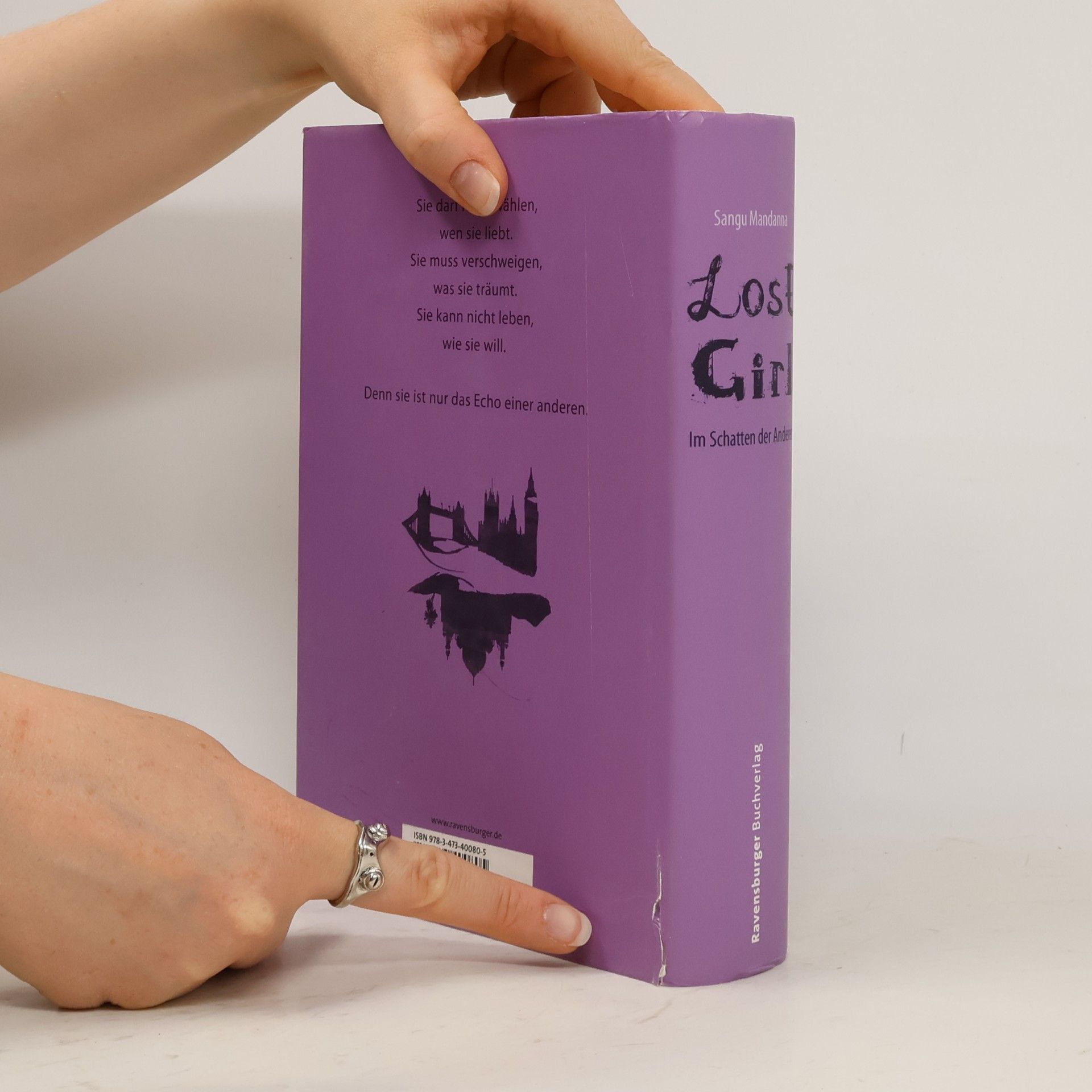 Sangu Mandanna Lost Girl: Im Schatten der Anderen