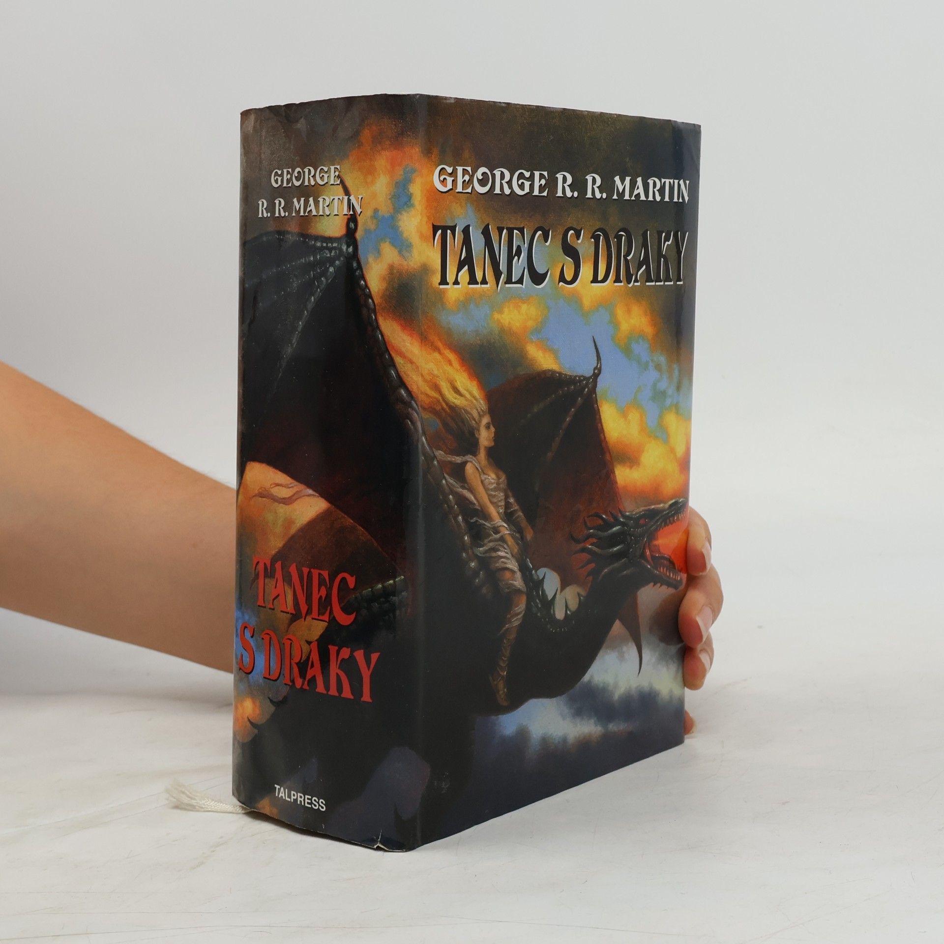 George R. R. Martin Tanec s draky