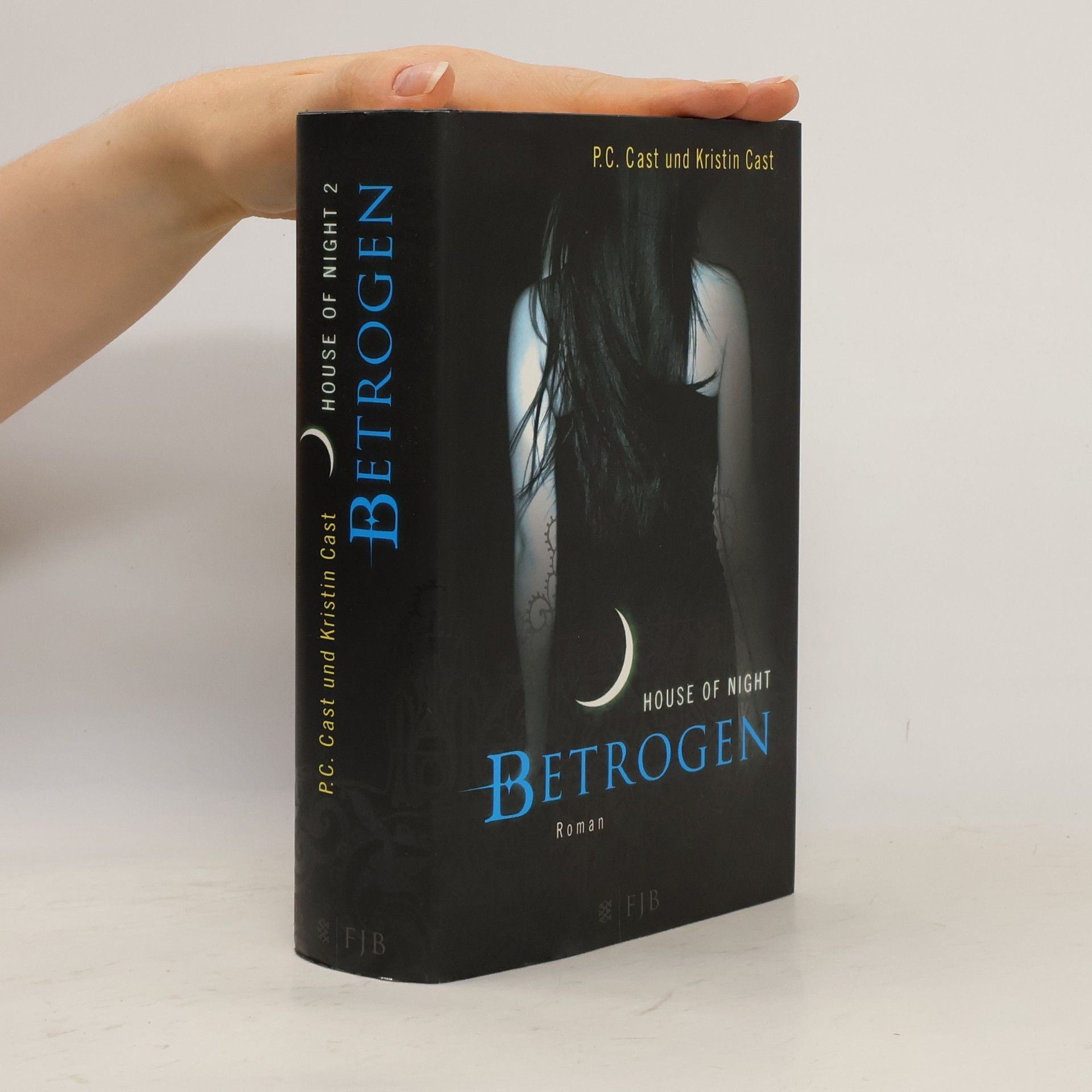 Phyllis Christine Cast House of Night 2. Betrogen