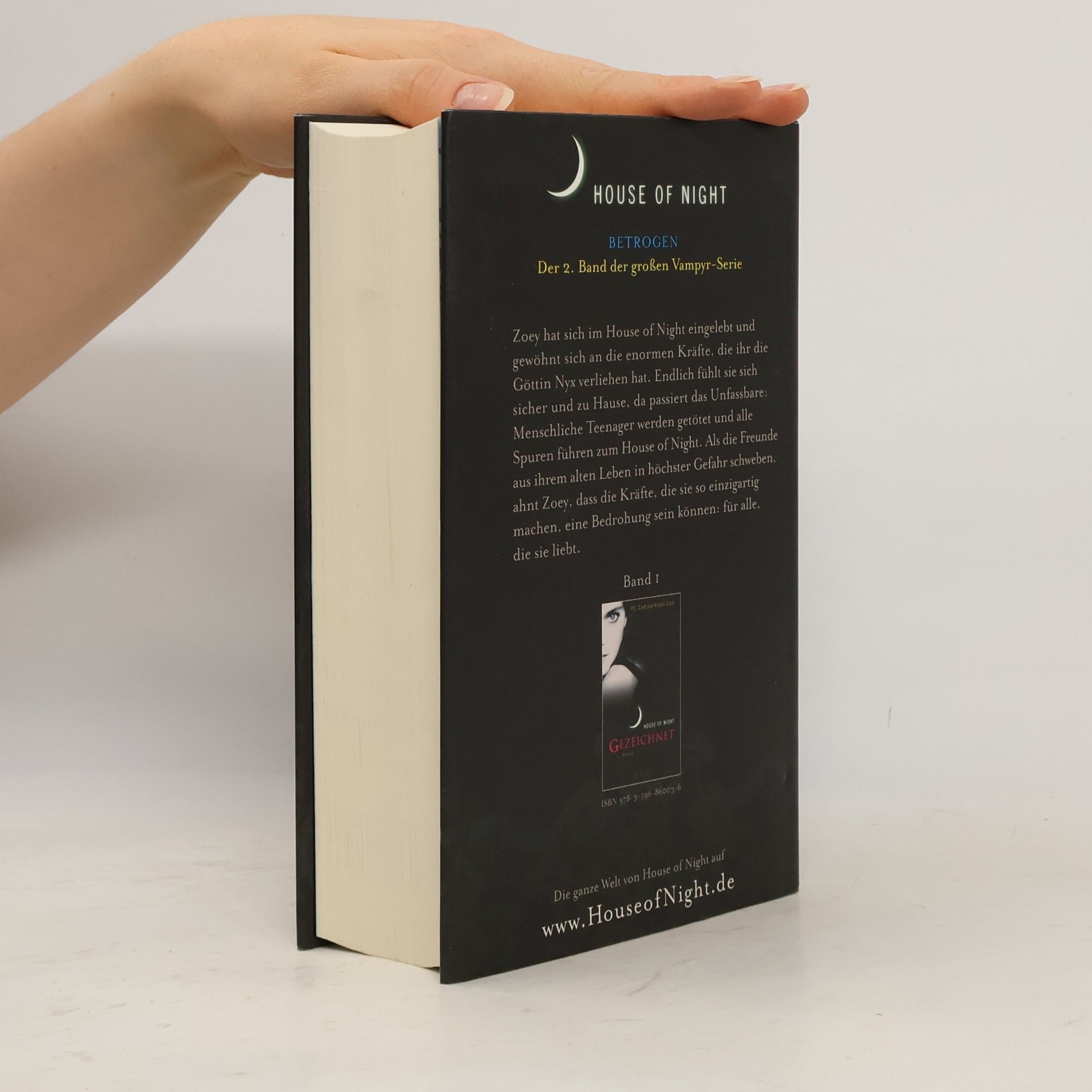 Phyllis Christine Cast House of Night 2. Betrogen