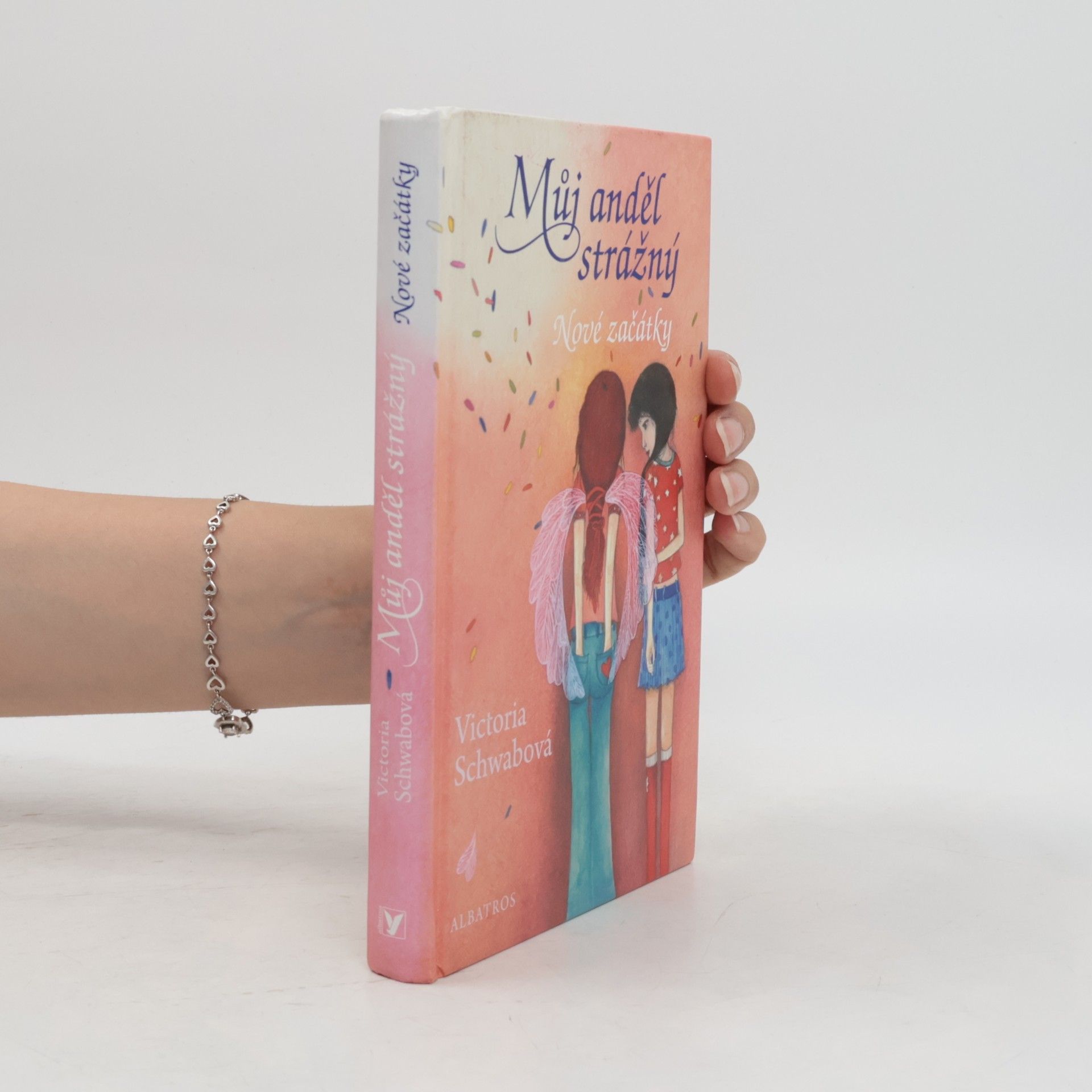 V. E. Schwab Můj anděl strážný. Nové začátky