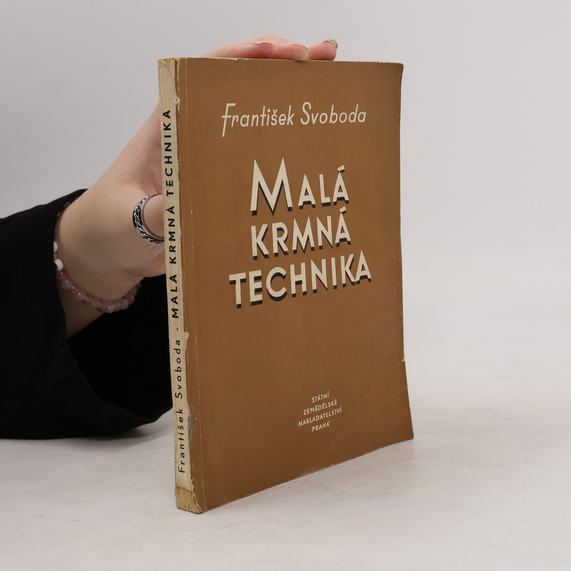 Malá krmná technika