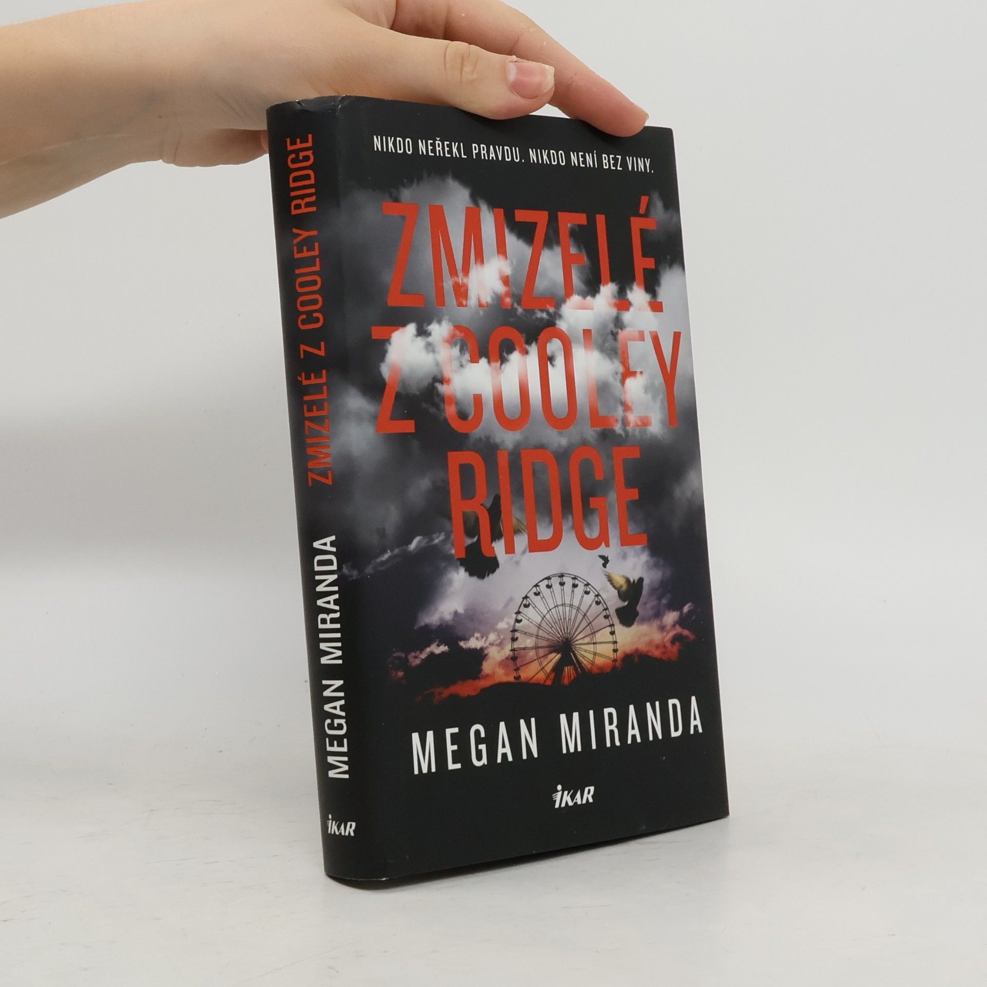 Megan Miranda Zmizelé z Cooley Ridge