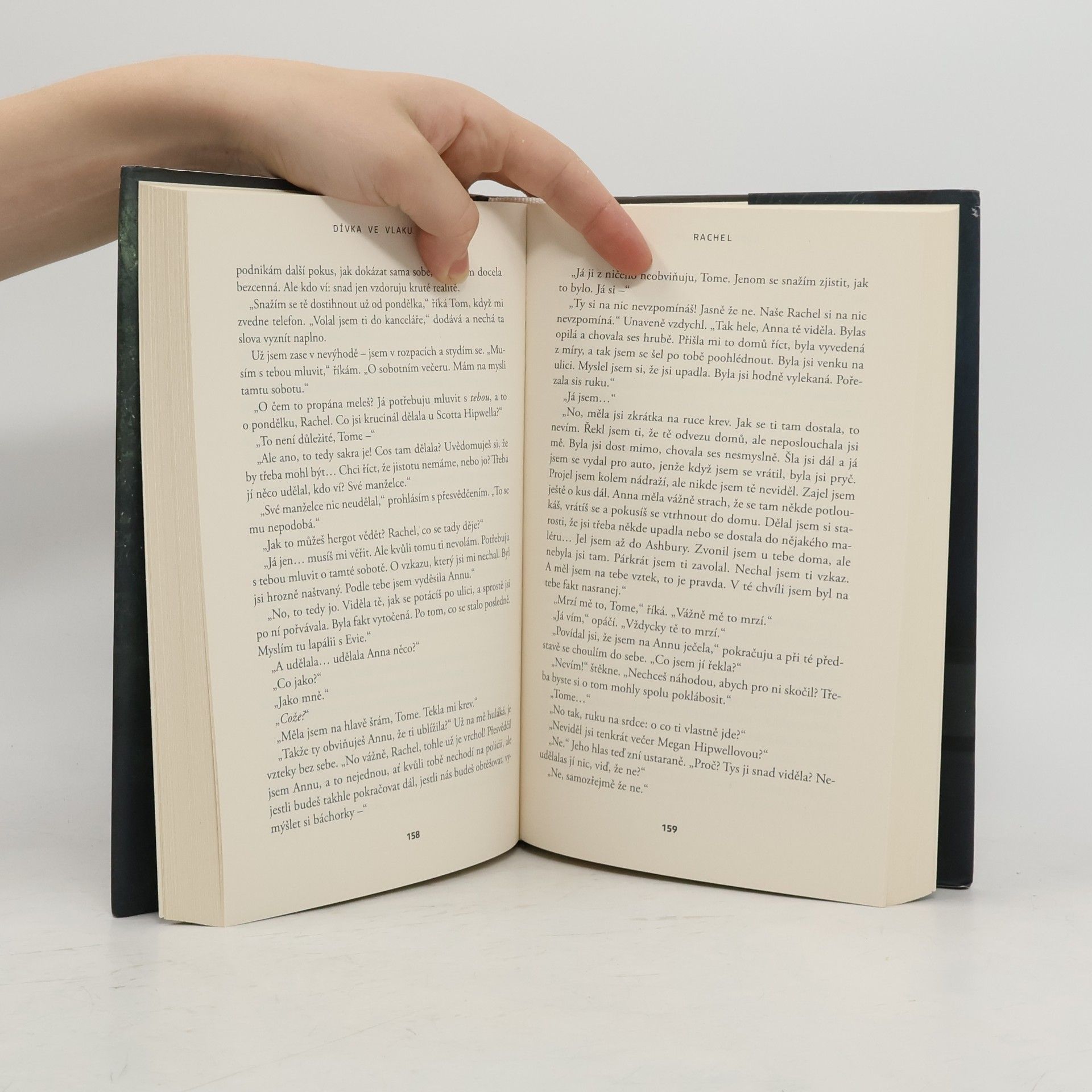 Paula Hawkins Dívka ve vlaku