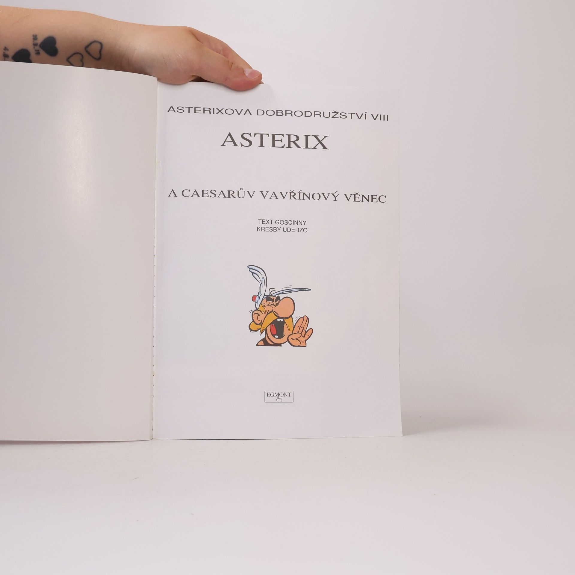 René Goscinny Asterix a Caesarův vavřínový věnec (Asterixova dobrodružství VIII)