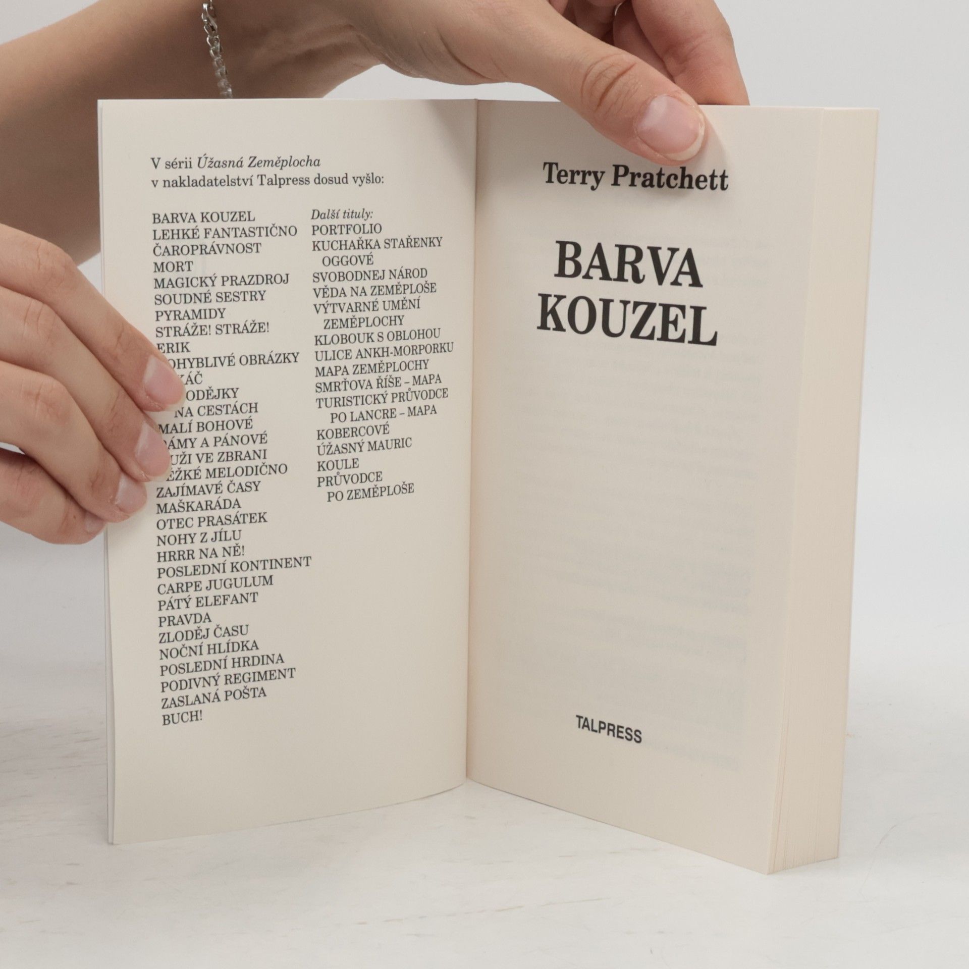 Terry Pratchett Barva kouzel