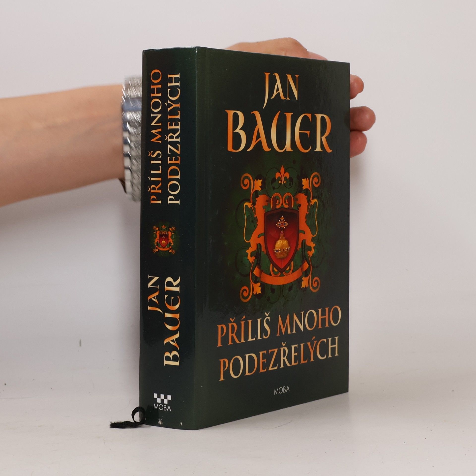 Jan Bauer Příliš mnoho podezřelých