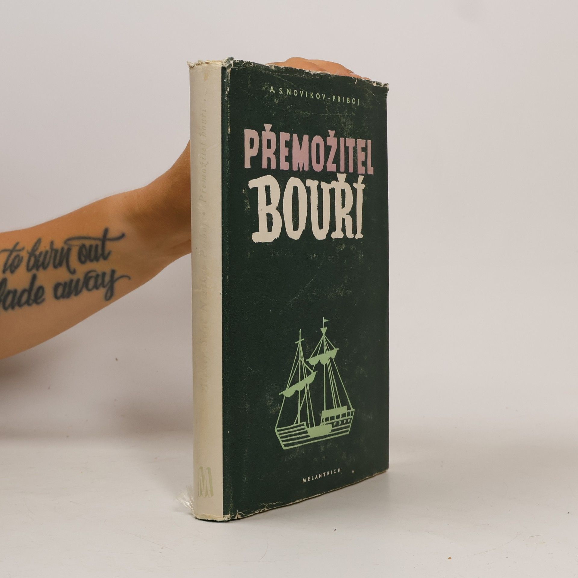 Alexei Silytsch Nowikow-Priboi Přemožitel bouří