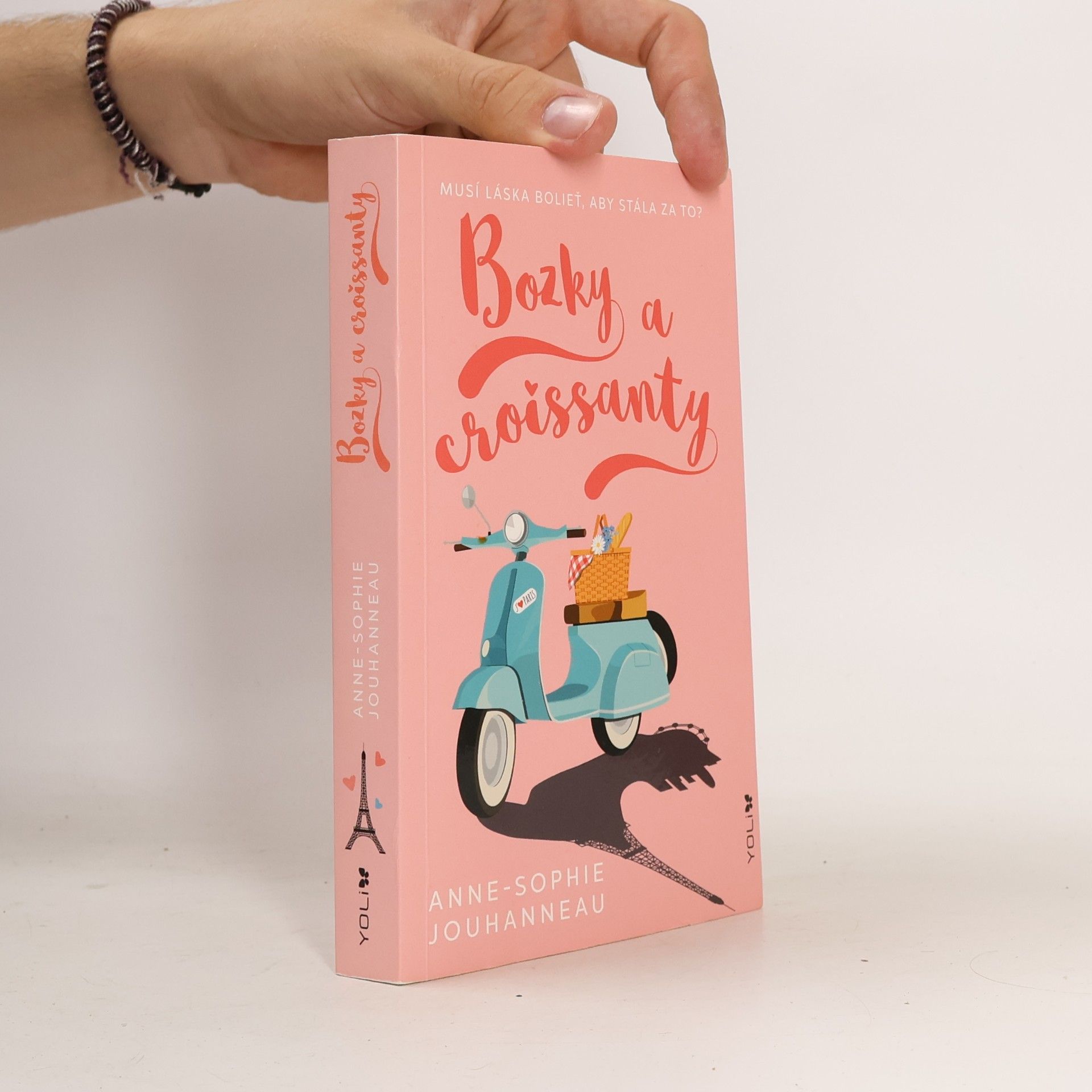 Anne-Sophie Jouhanneau Bozky a croissanty