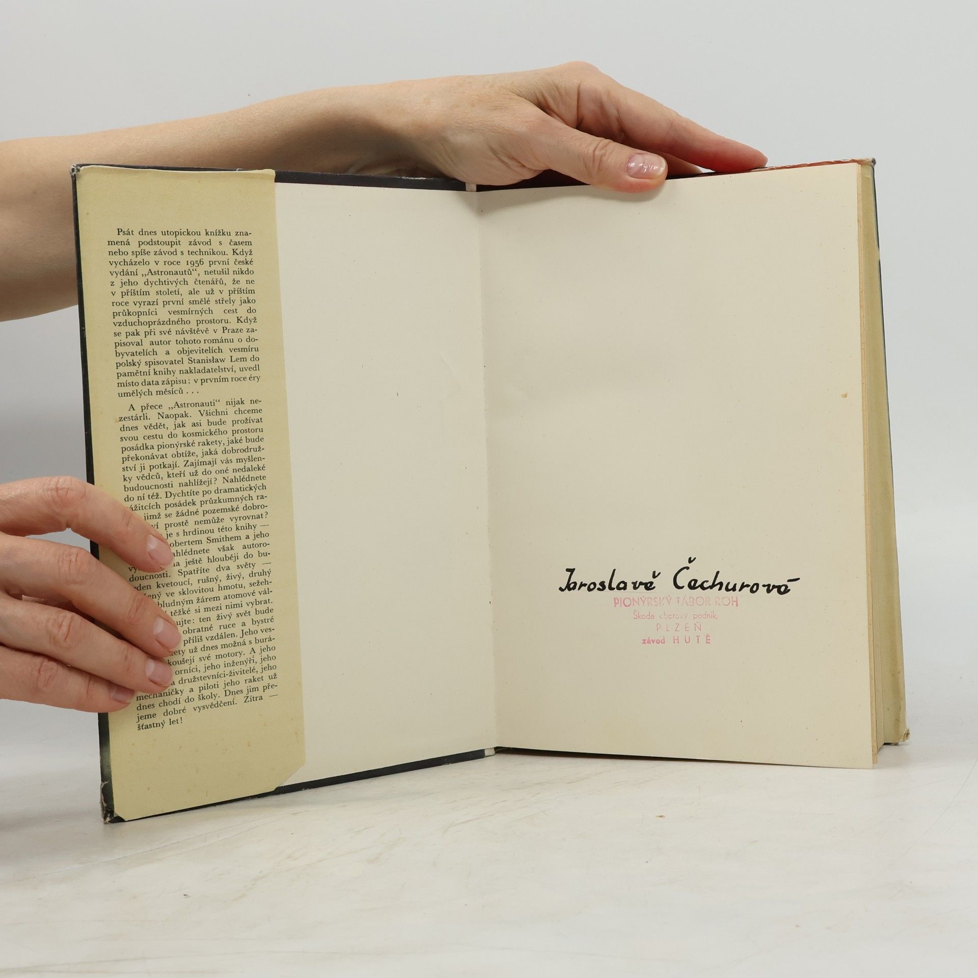 Stanisław Lem Astronauti : vědeckofantastický román
