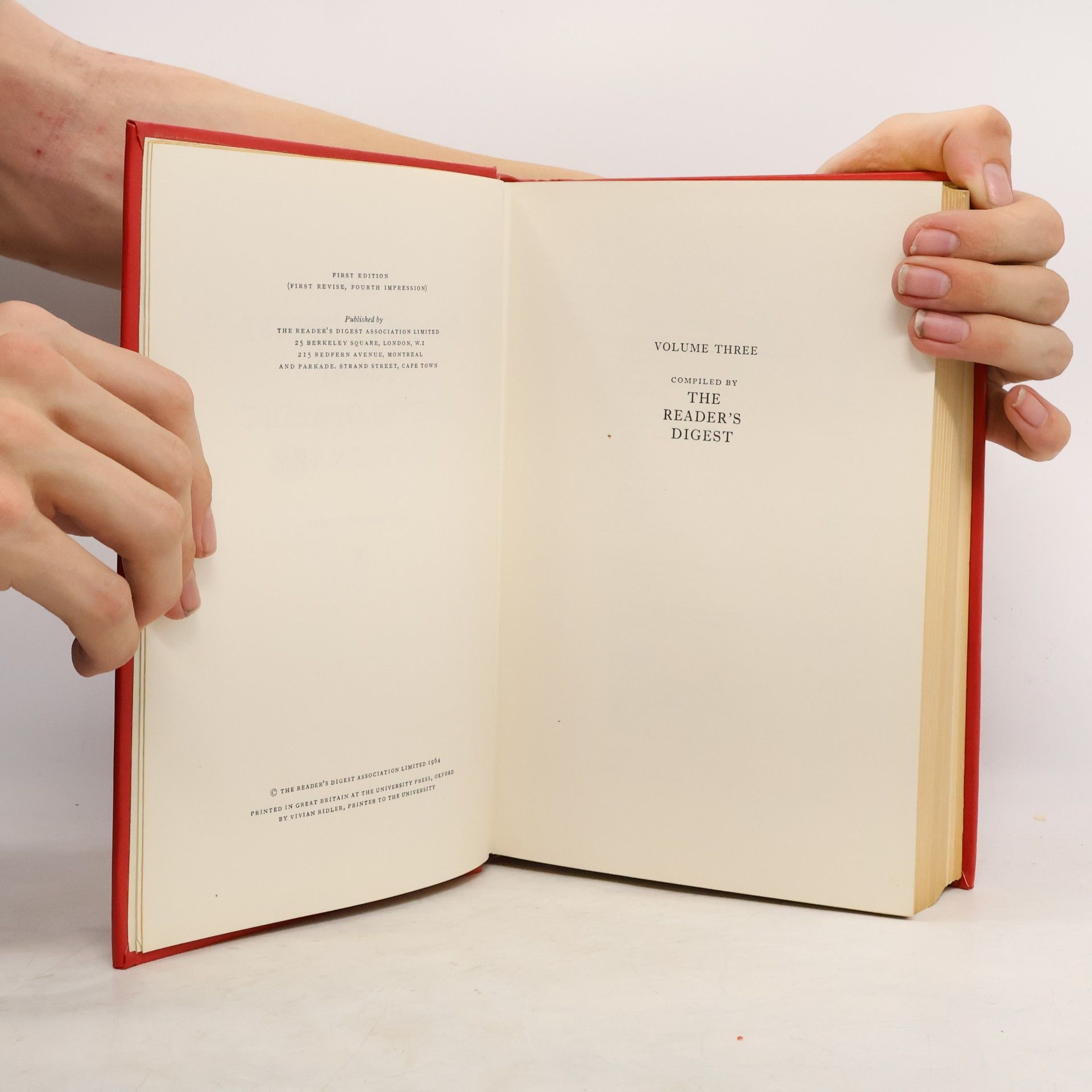 Kolektiv autorů The Reader's Digest Great Encyclopaedic Dictionary III.