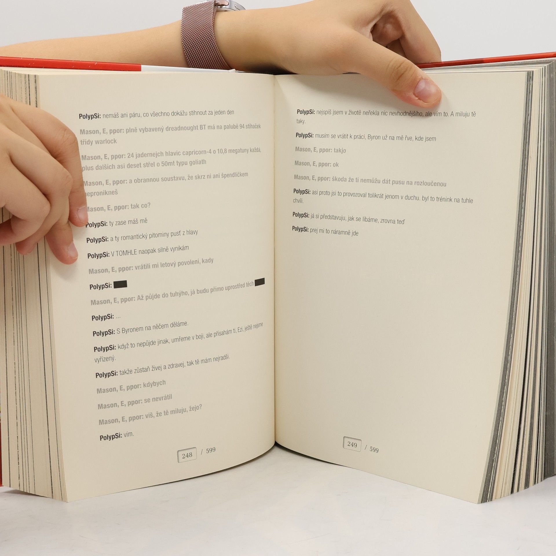 Amie Kaufman Akta illuminae 01, Illuminae