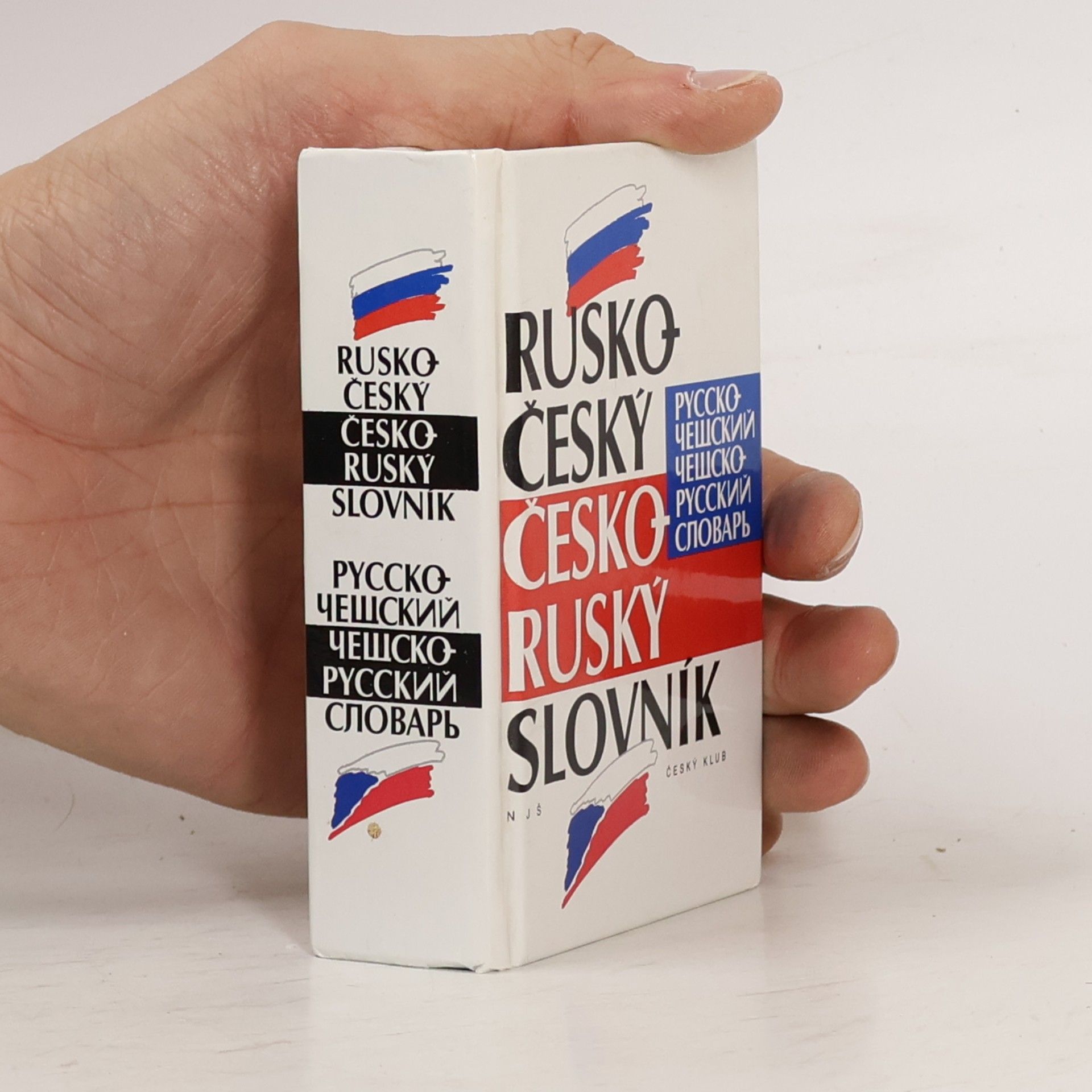 Rusko-český, česko-ruský slovník. Russko-češskij, češsko-russkij slovar'