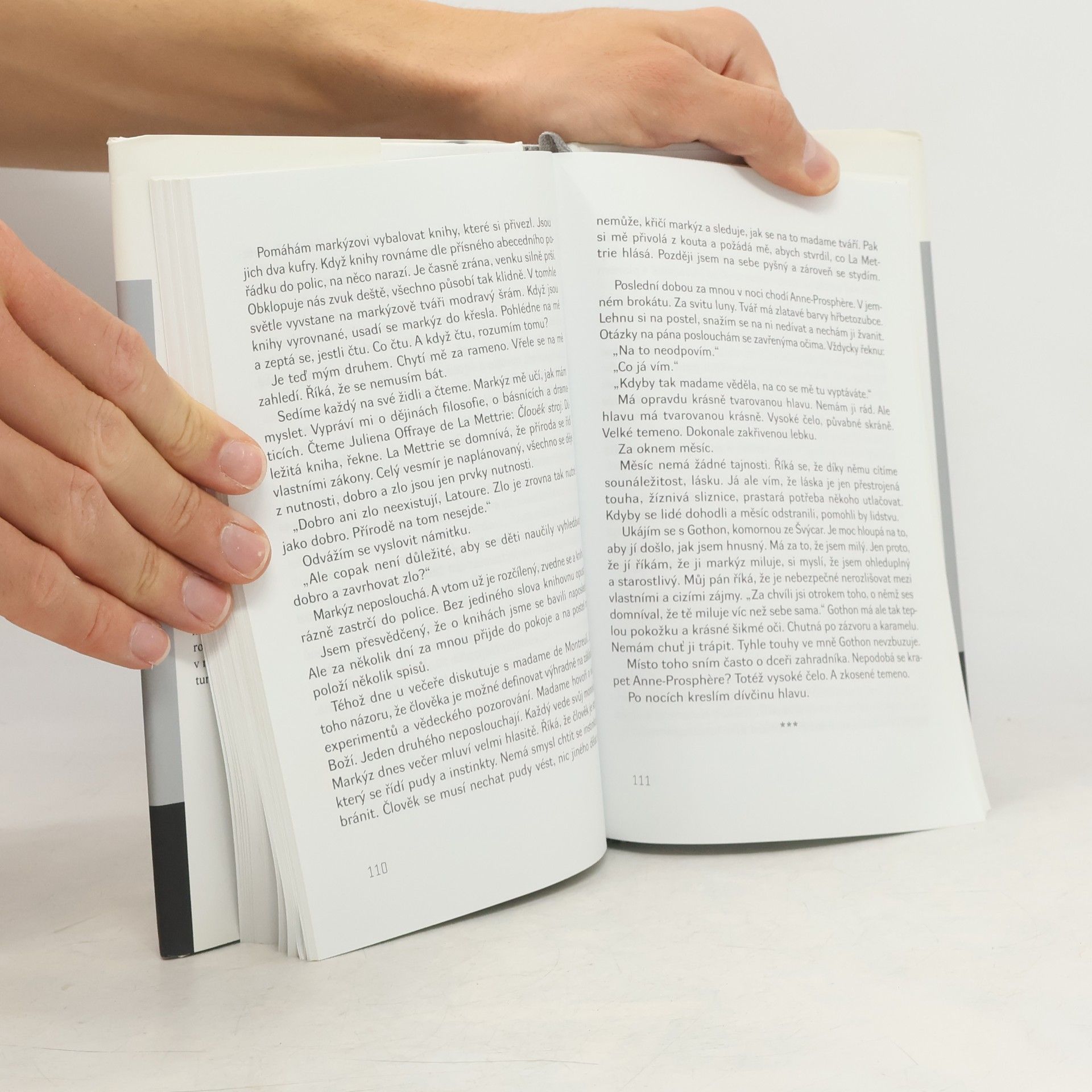 Nikolaj Frobenius Latourův katalog, aneb, Komorník markýze de Sade
