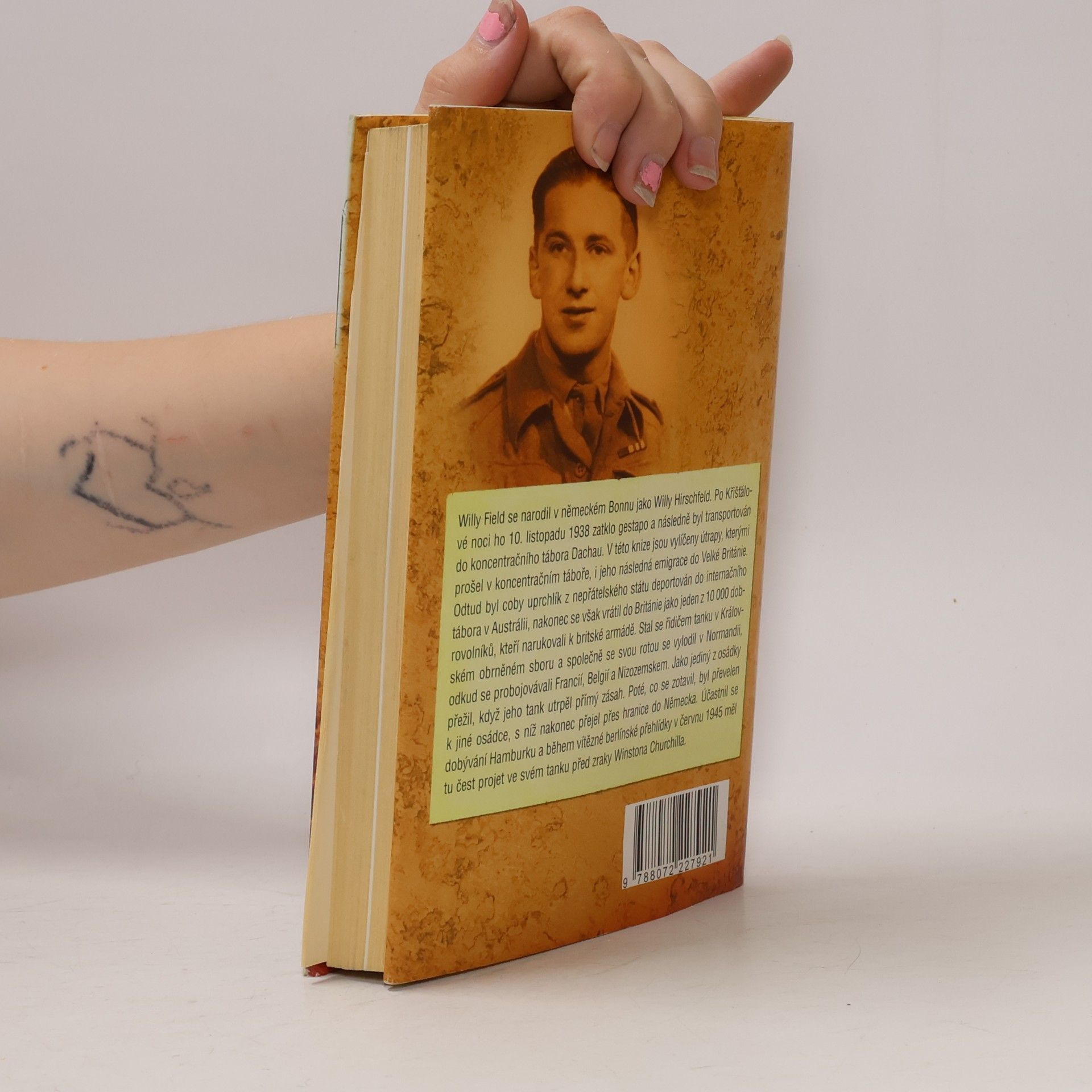 Helen P. Fry Z Dachau do Dne vítězství