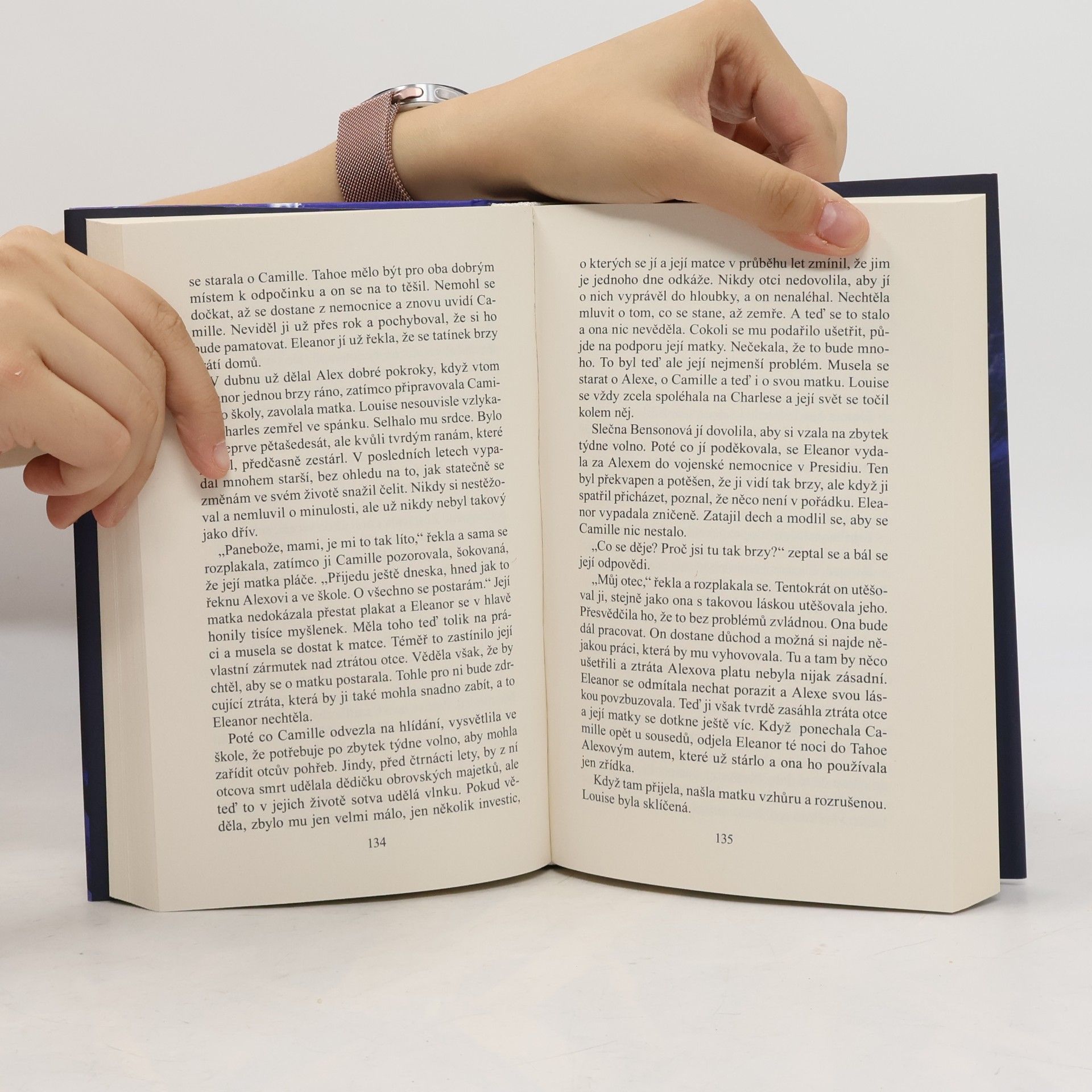 Danielle Steel Svatební šaty