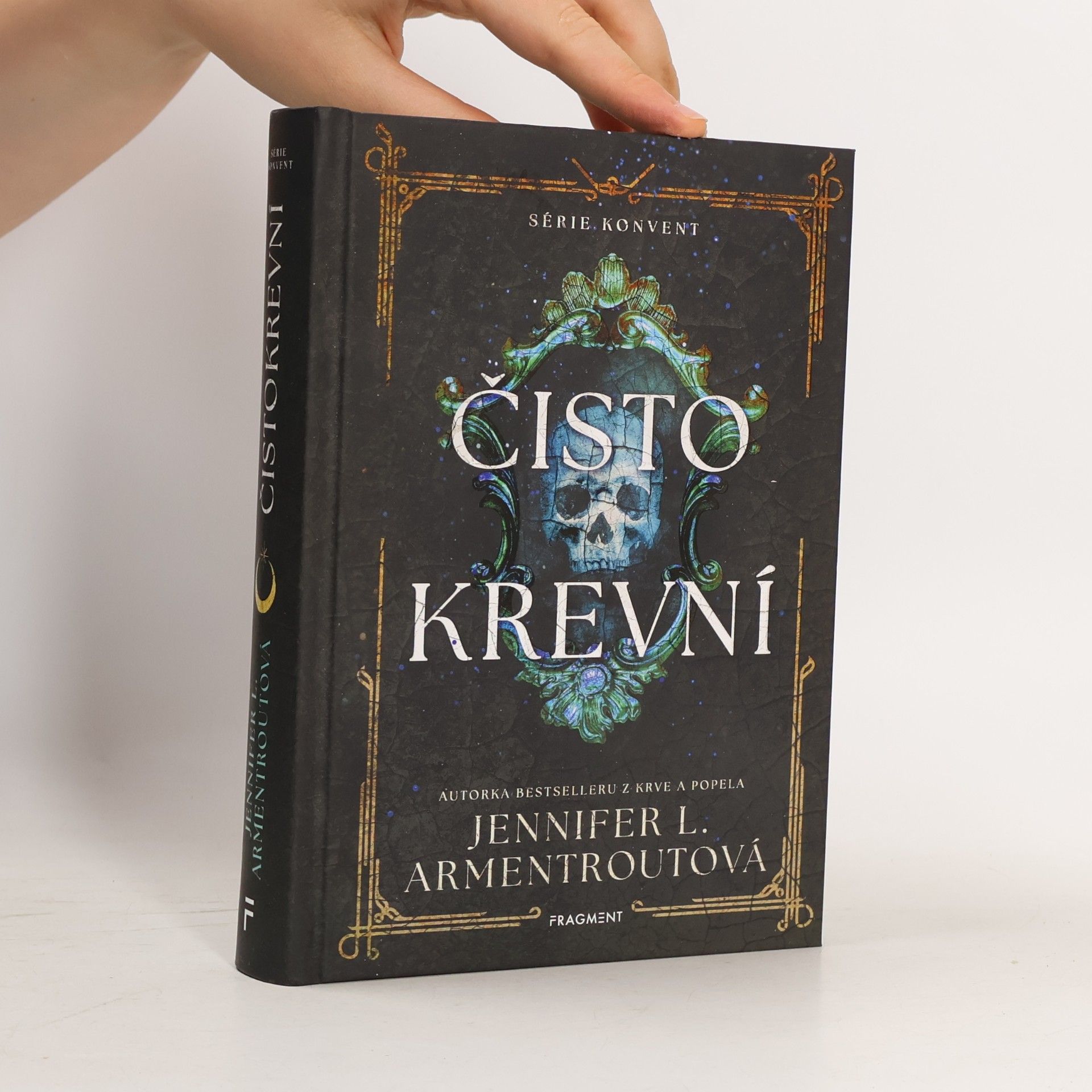 Jennifer L. Armentrout Čistokrevní
