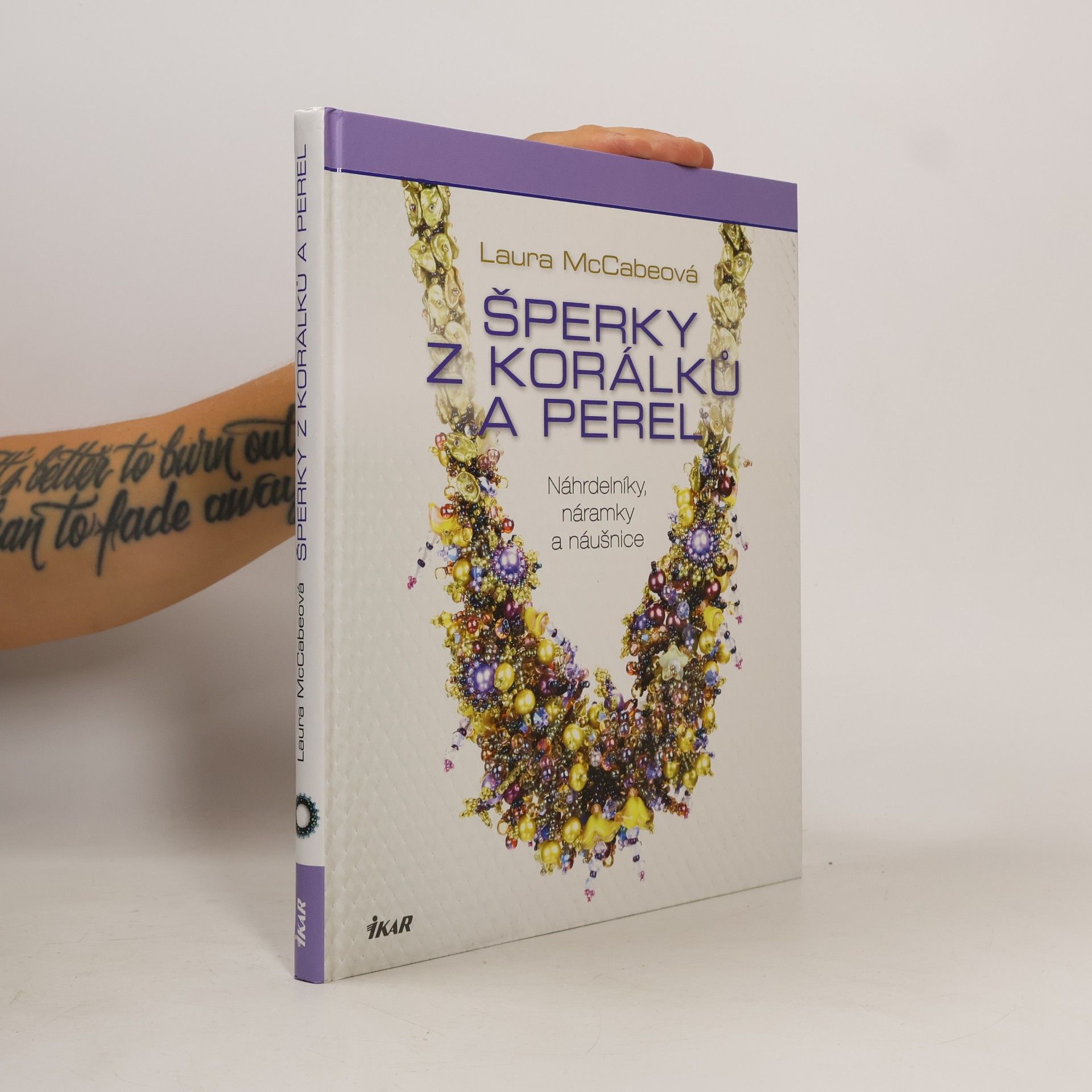 Laura McCabe Šperky z korálků a perel