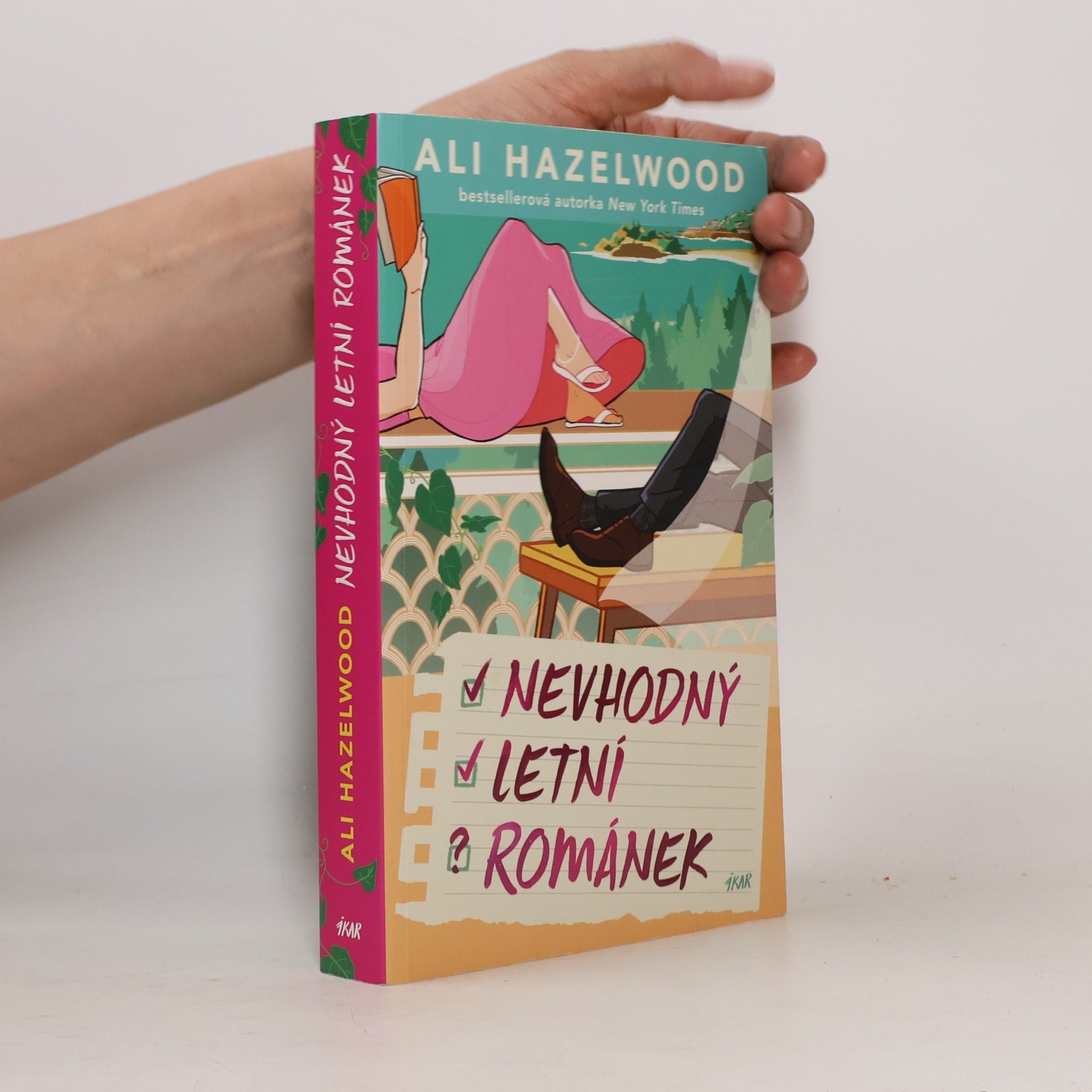Ali Hazelwood Nevhodný letní románek