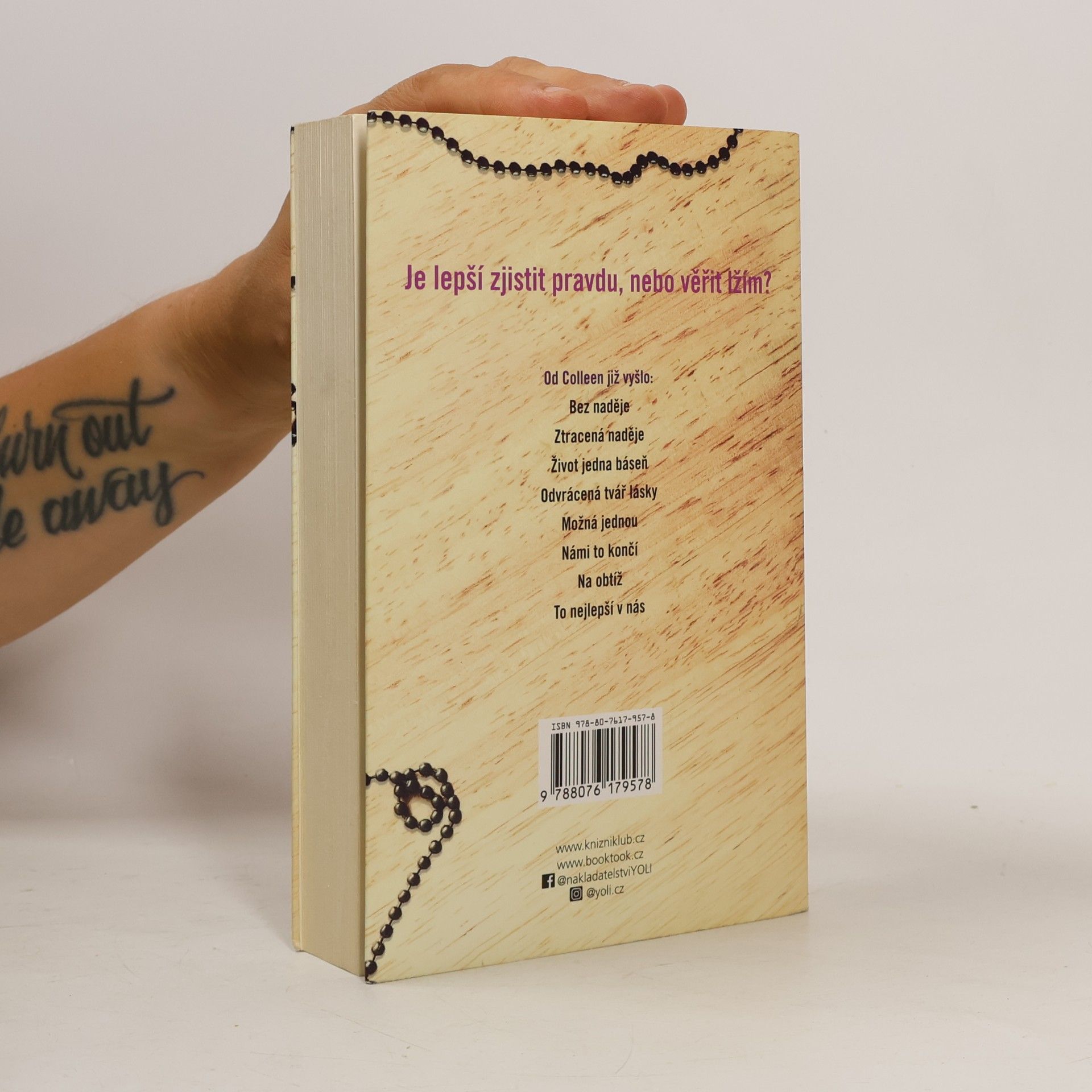 Colleen Hoover Bez naděje