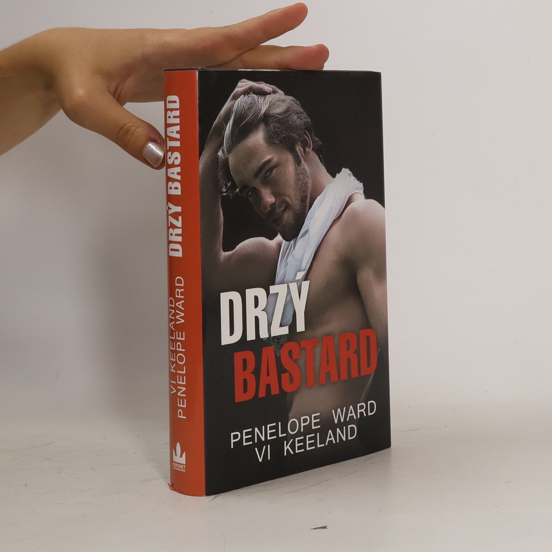 Vi Keeland Drzý bastard